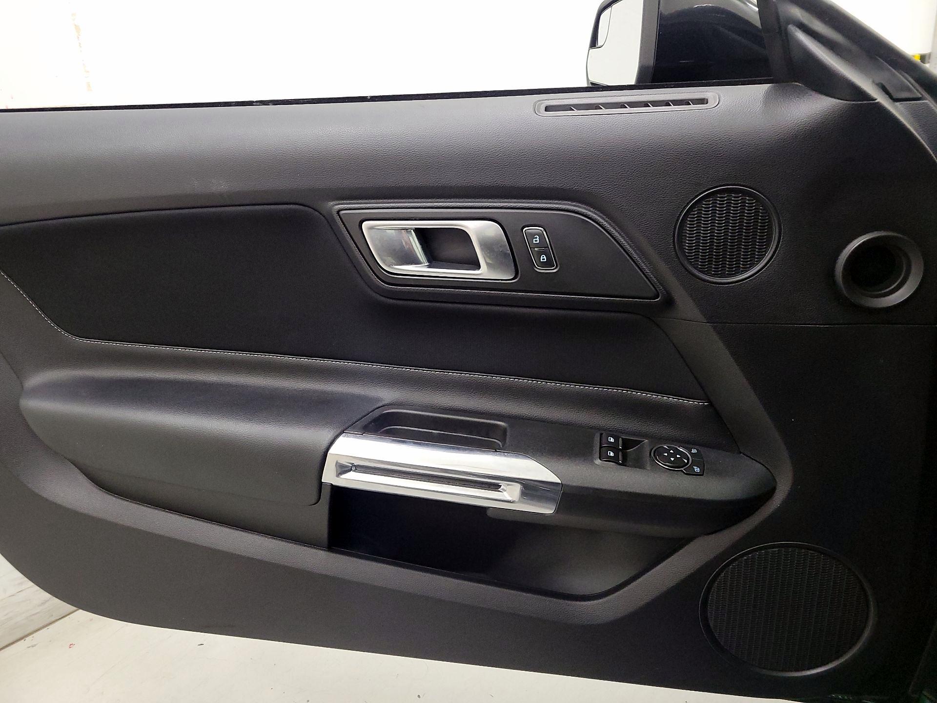 Thumbnail: 2020 Ford Mustang - 12