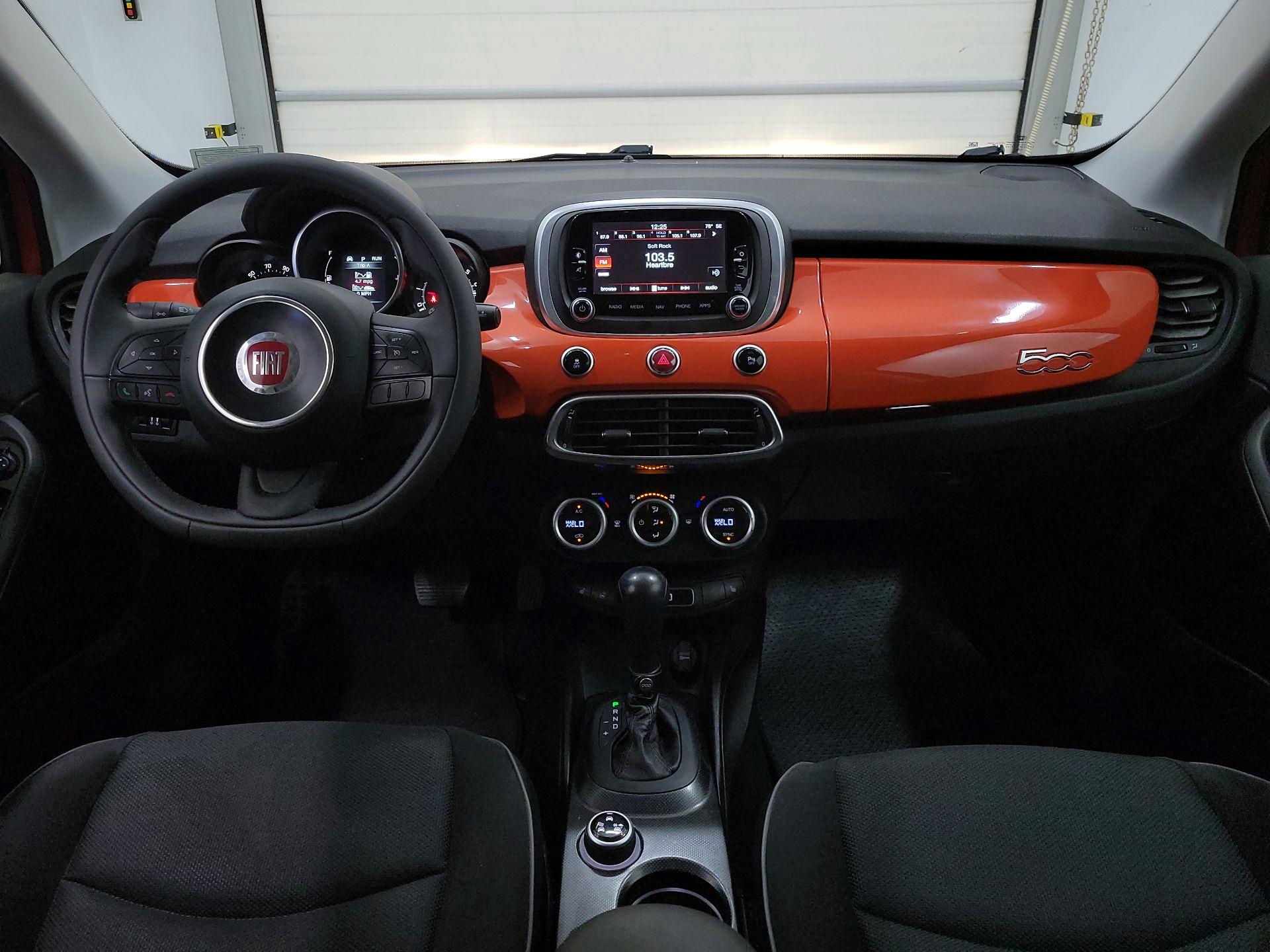 Thumbnail: 2016 Fiat 500X - 9