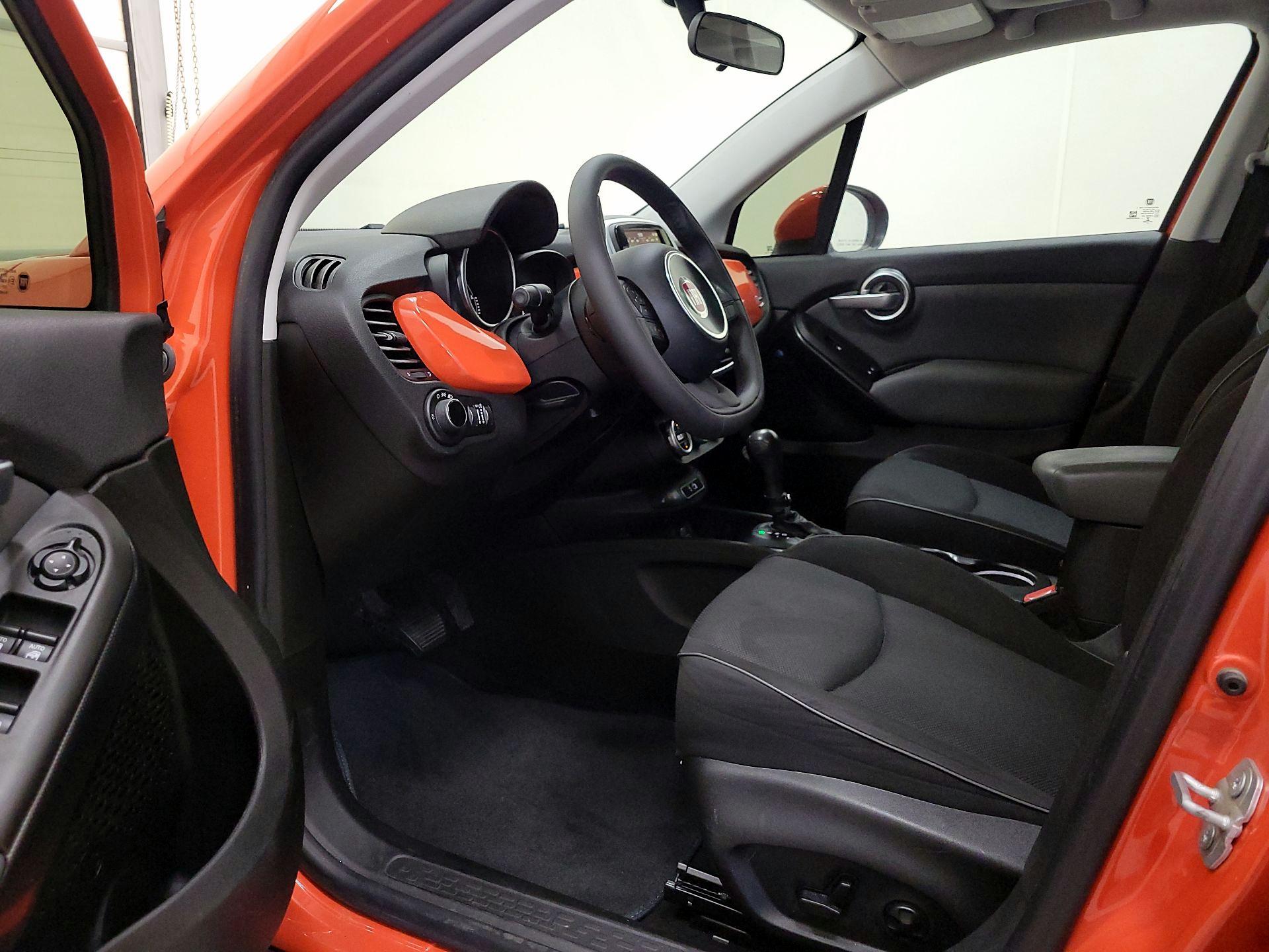 Thumbnail: 2016 Fiat 500X - 11