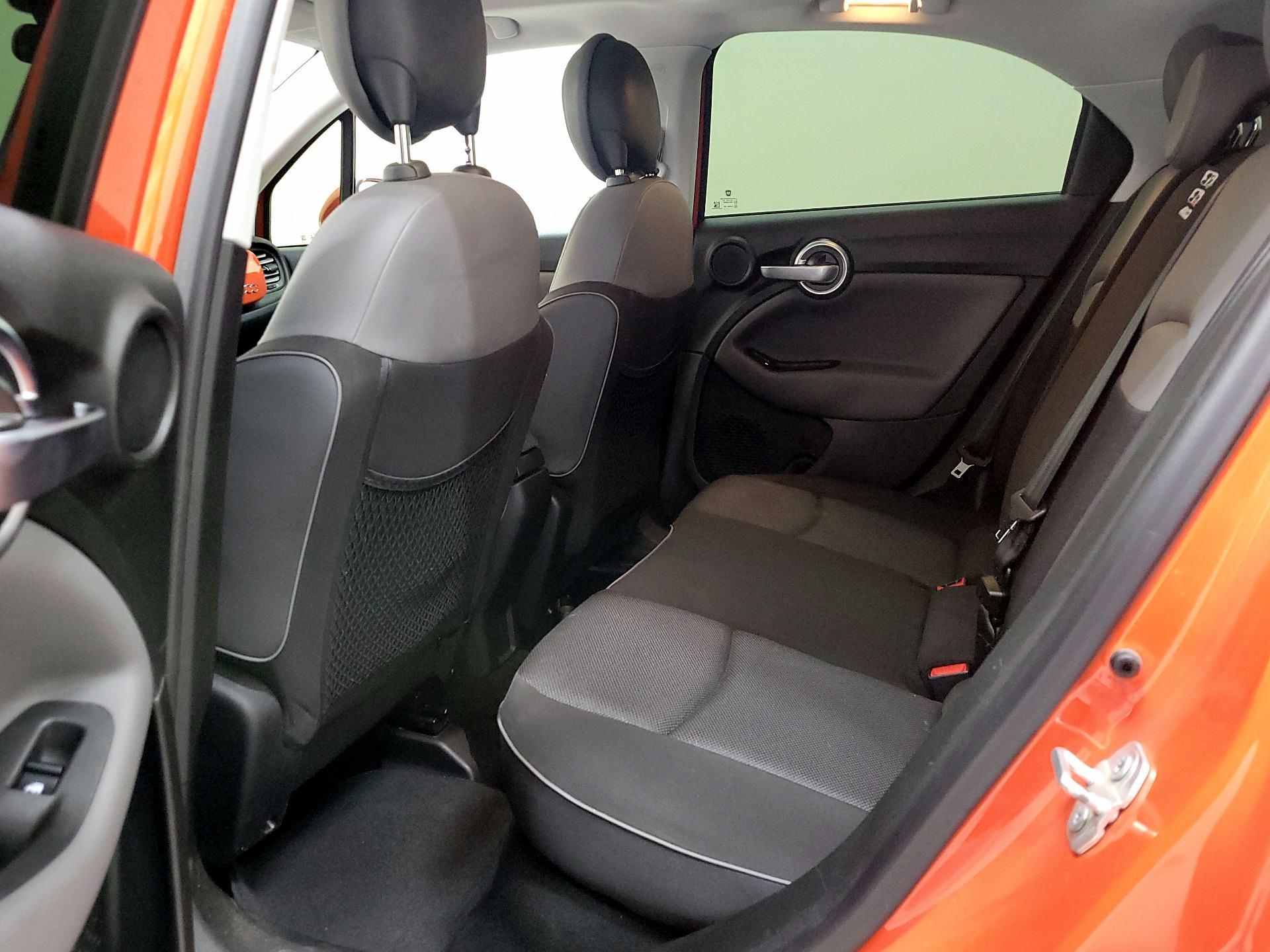 Thumbnail: 2016 Fiat 500X - 20