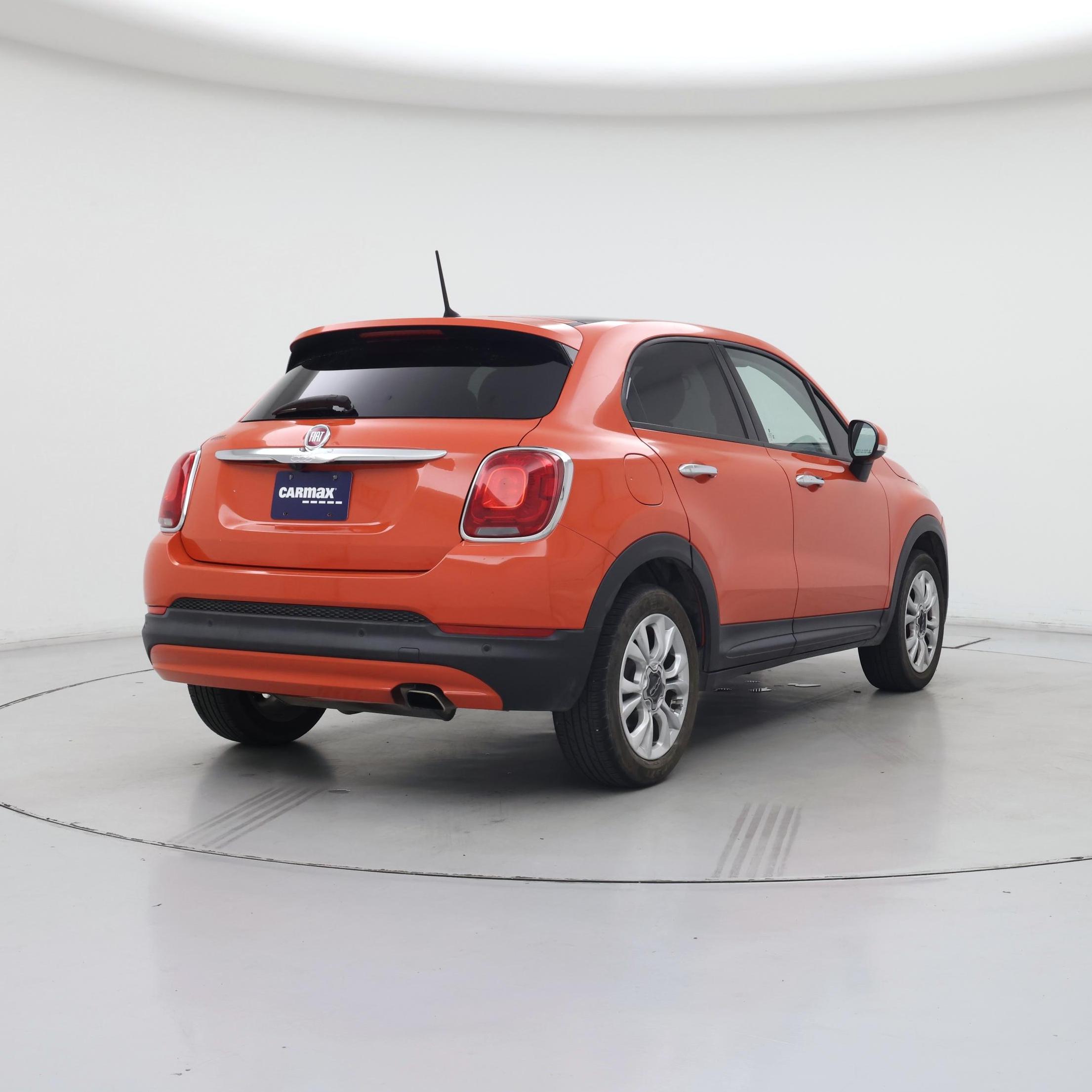 Thumbnail: 2016 Fiat 500X - 8