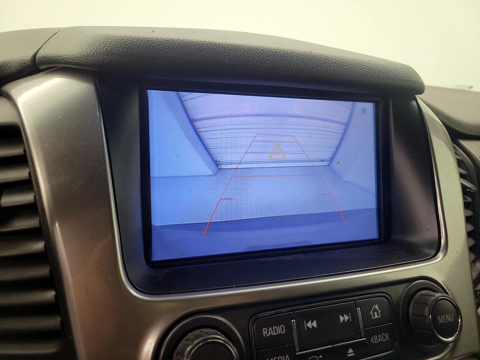 Thumbnail: 2018 Chevrolet Suburban - 14