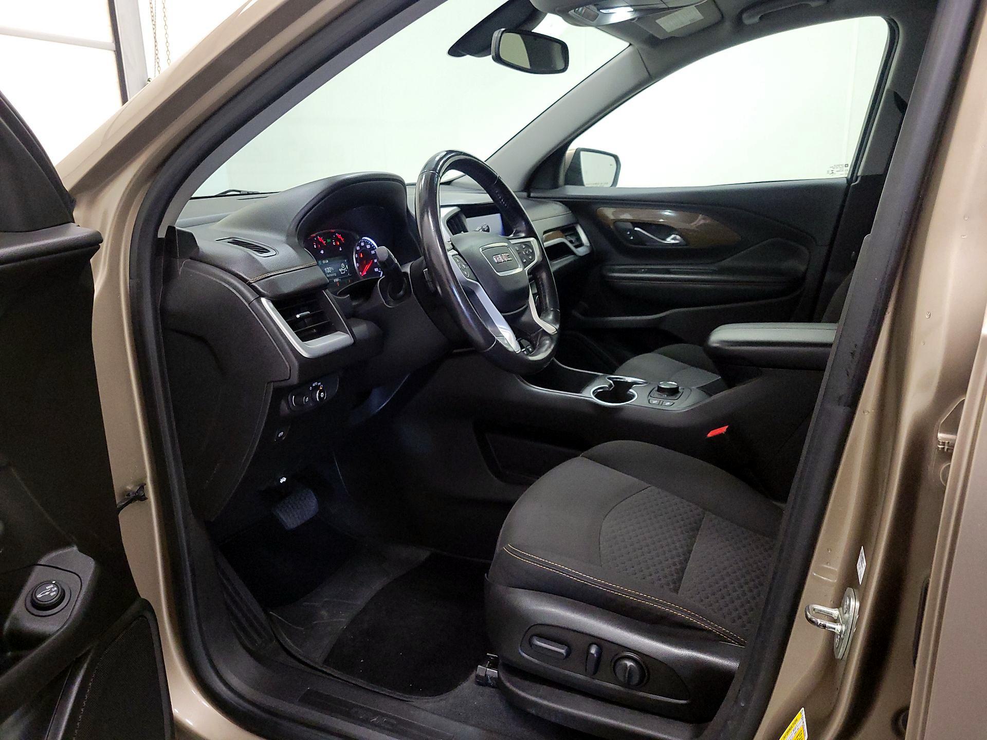 Thumbnail: 2018 GMC Terrain - 11