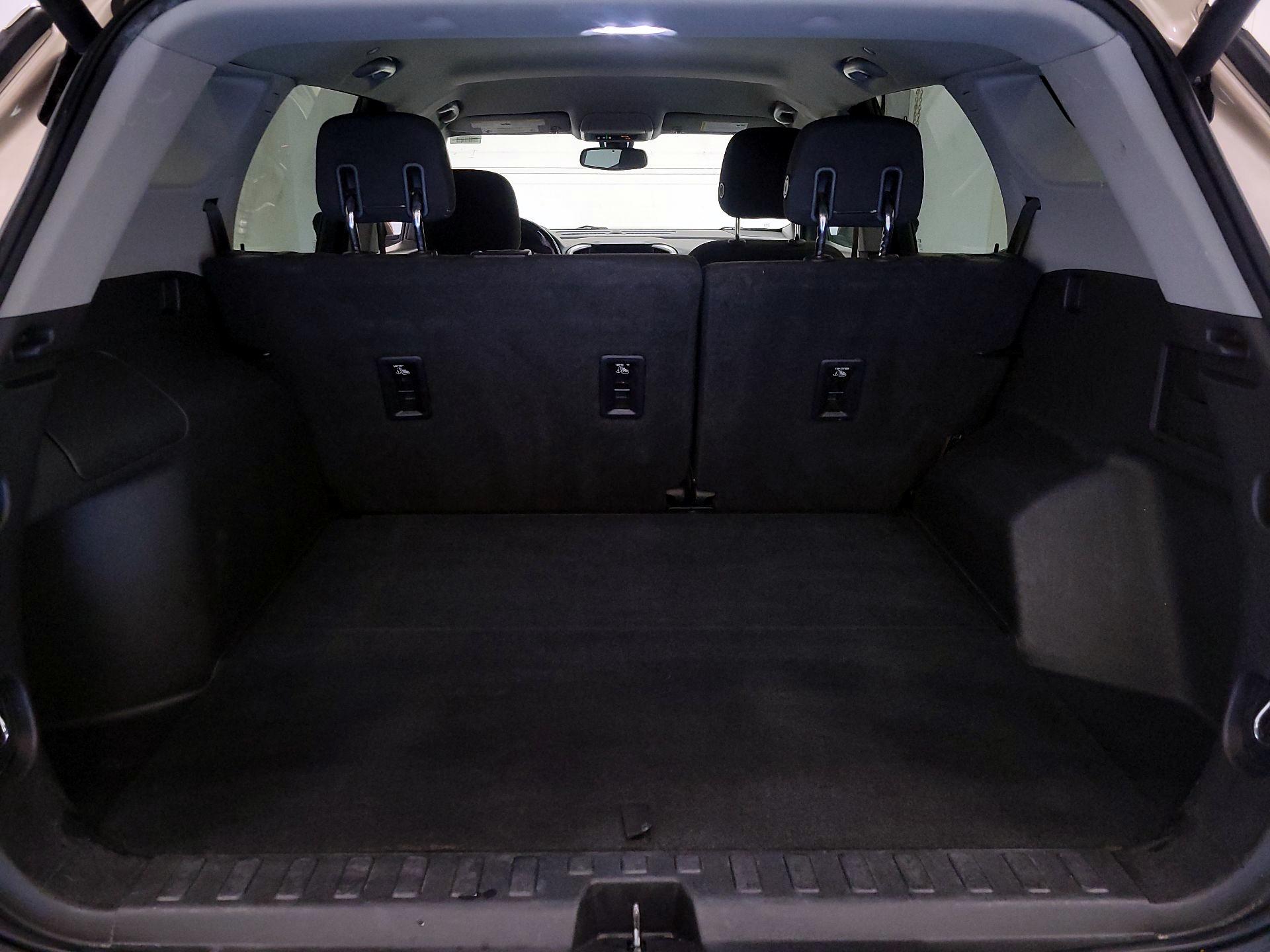 Thumbnail: 2018 GMC Terrain - 20