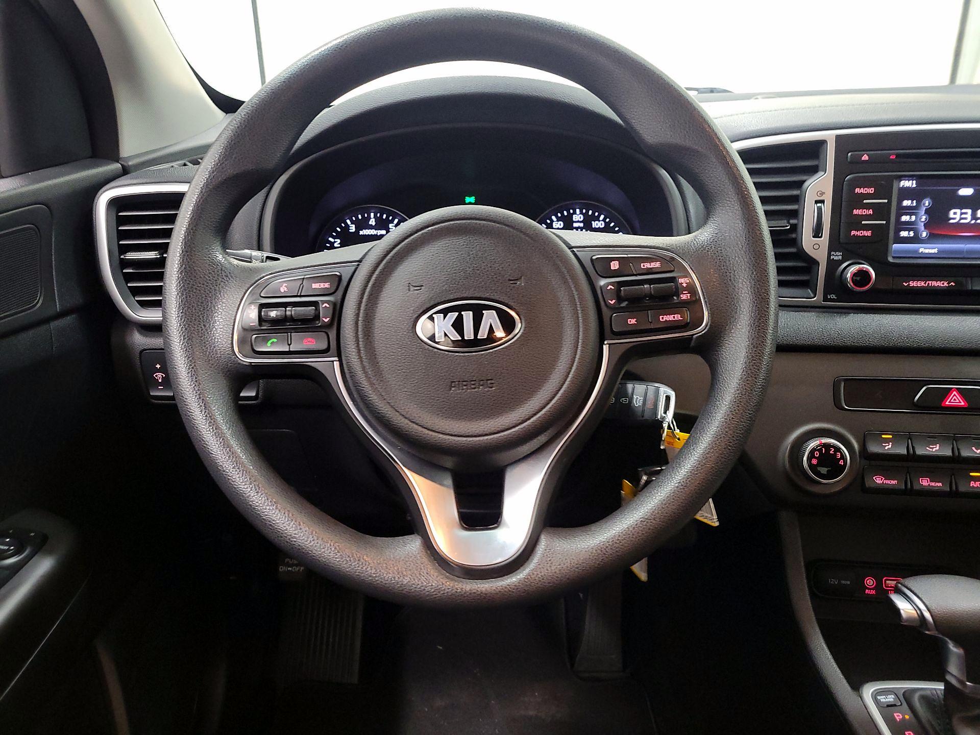 Thumbnail: 2017 Kia Sportage - 10