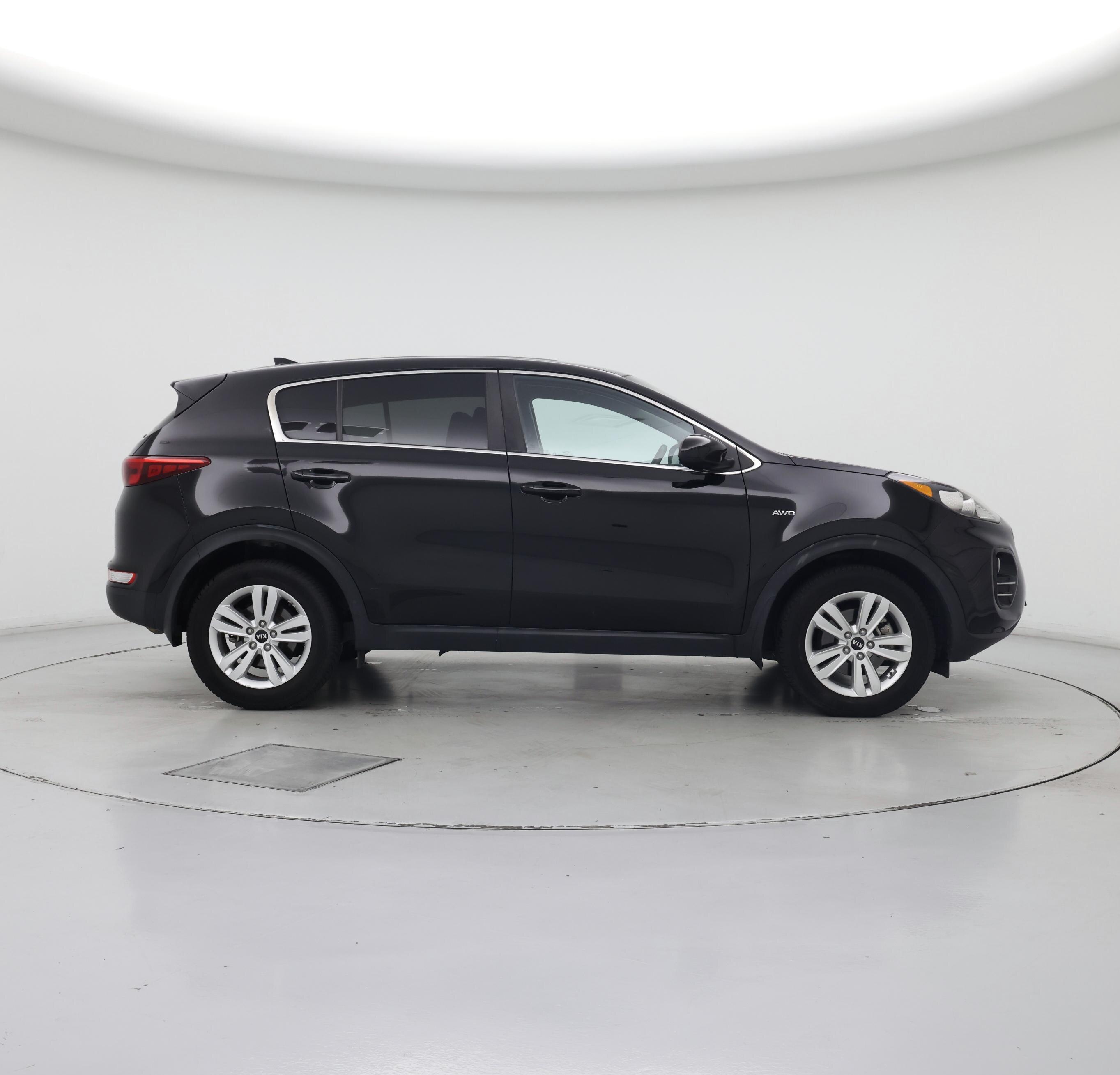 Thumbnail: 2017 Kia Sportage - 7