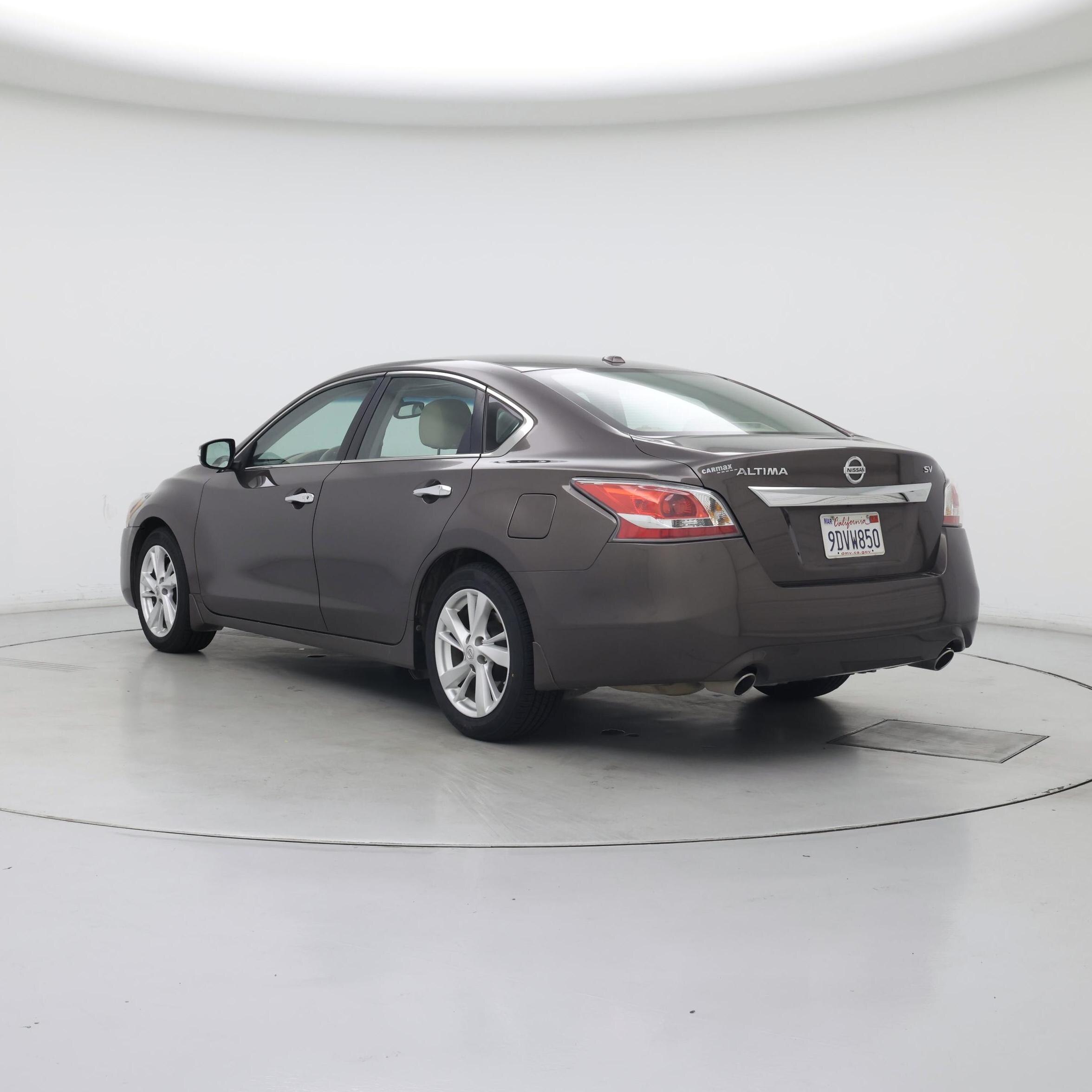 Thumbnail: 2015 Nissan Altima - 2