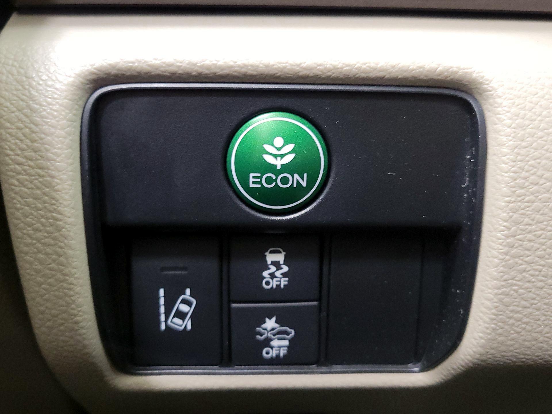 Thumbnail: 2017 Honda Accord - 13