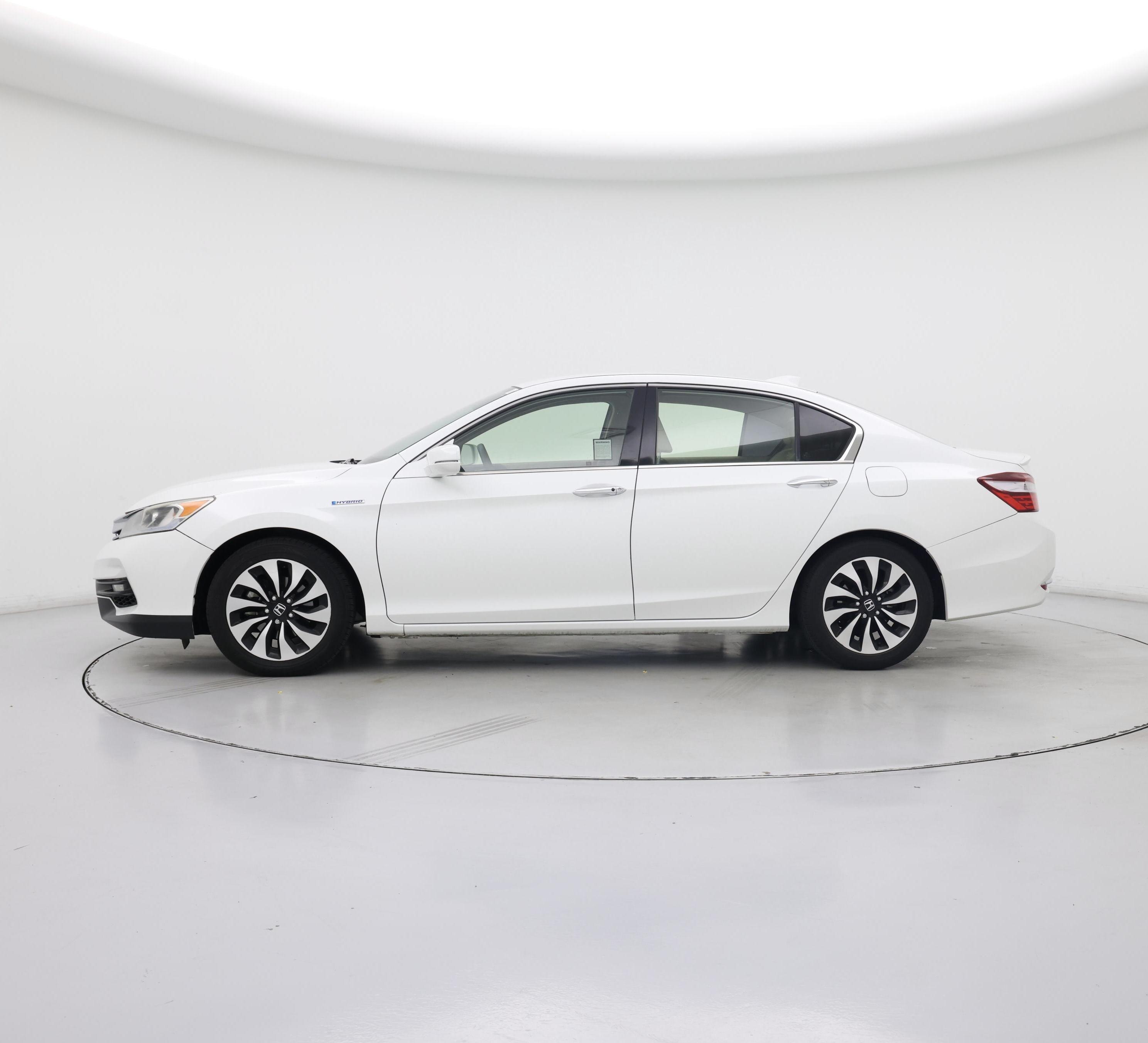 Thumbnail: 2017 Honda Accord - 3