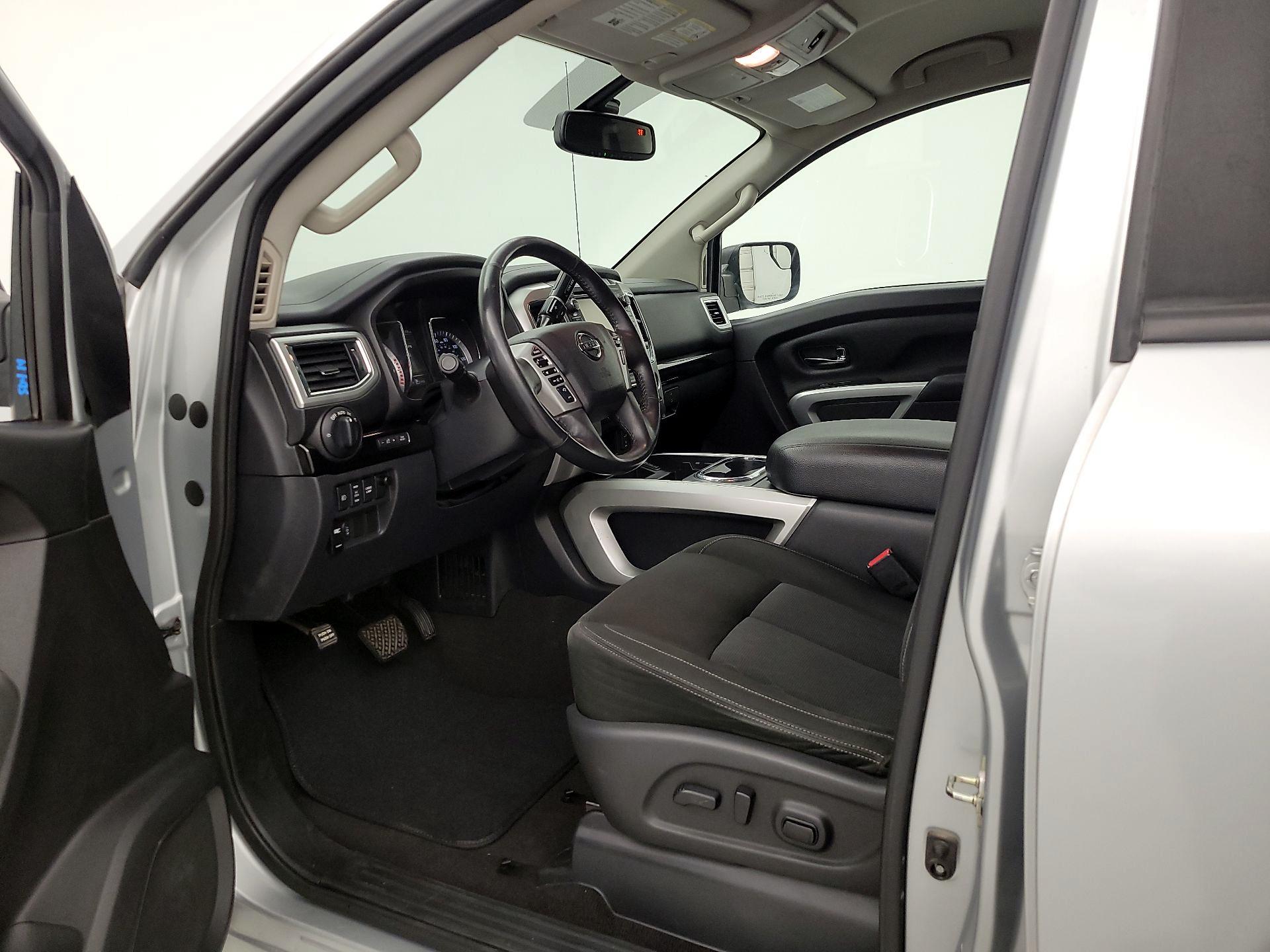 Thumbnail: 2017 Nissan Titan - 11