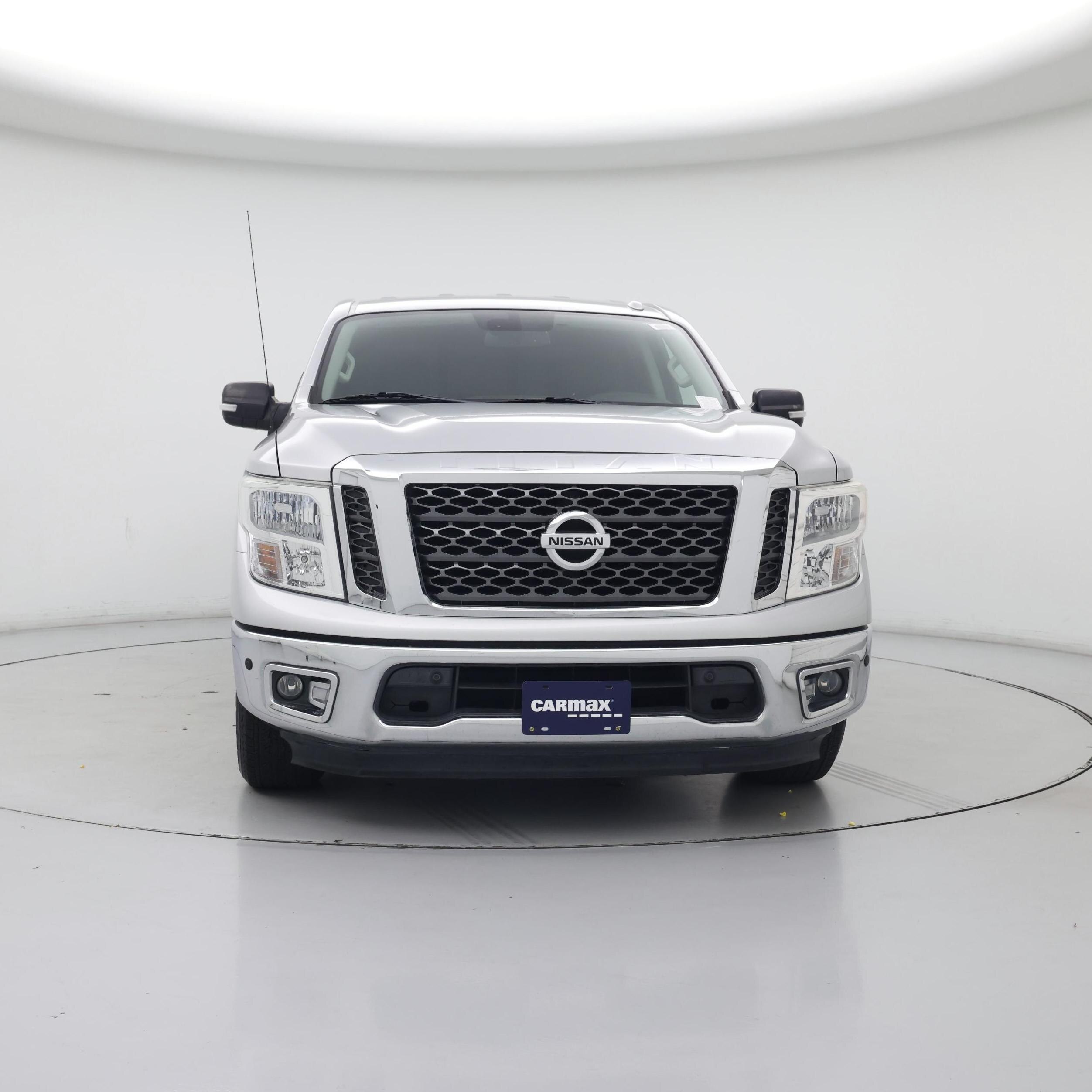 Thumbnail: 2017 Nissan Titan - 5