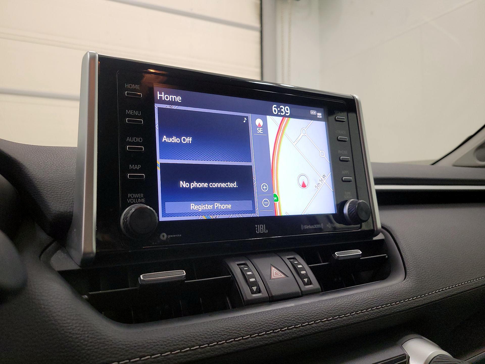 Thumbnail: 2021 Toyota RAV4 - 15