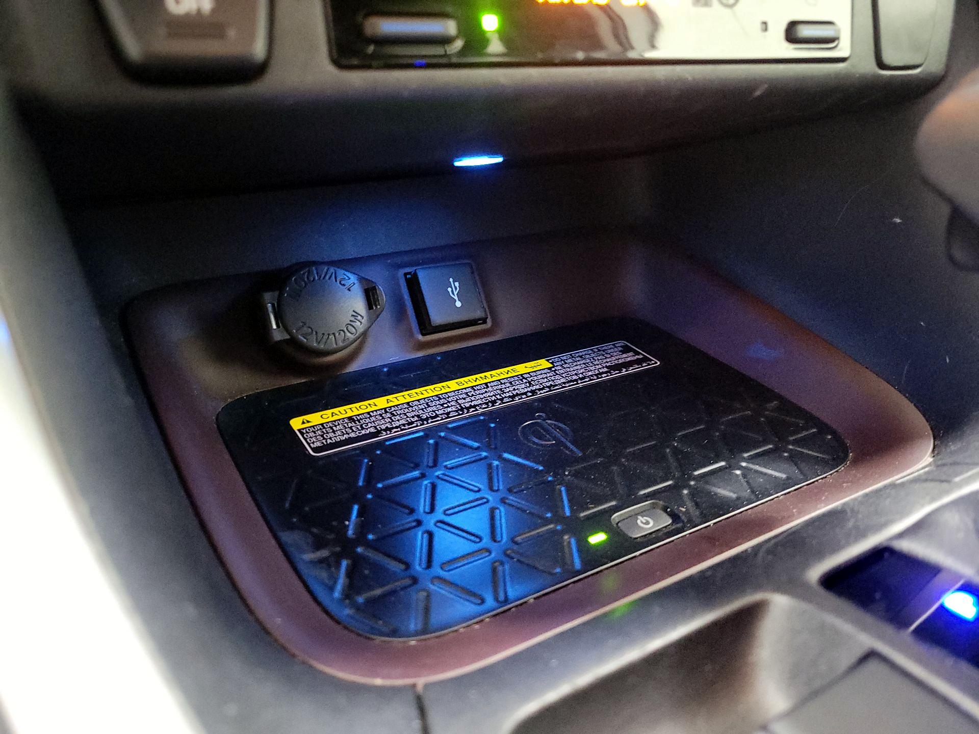 Thumbnail: 2021 Toyota RAV4 - 18