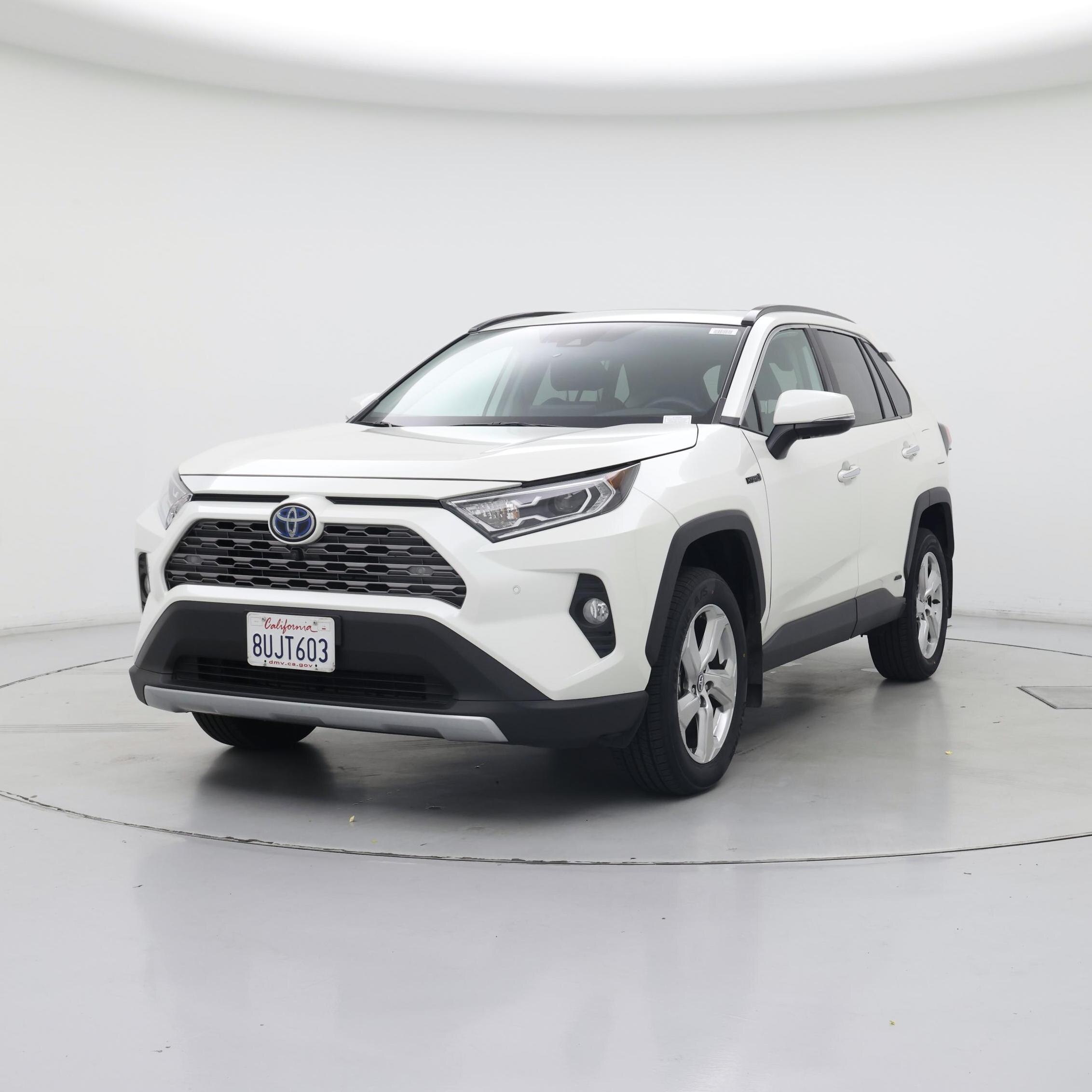 Thumbnail: 2021 Toyota RAV4 - 4