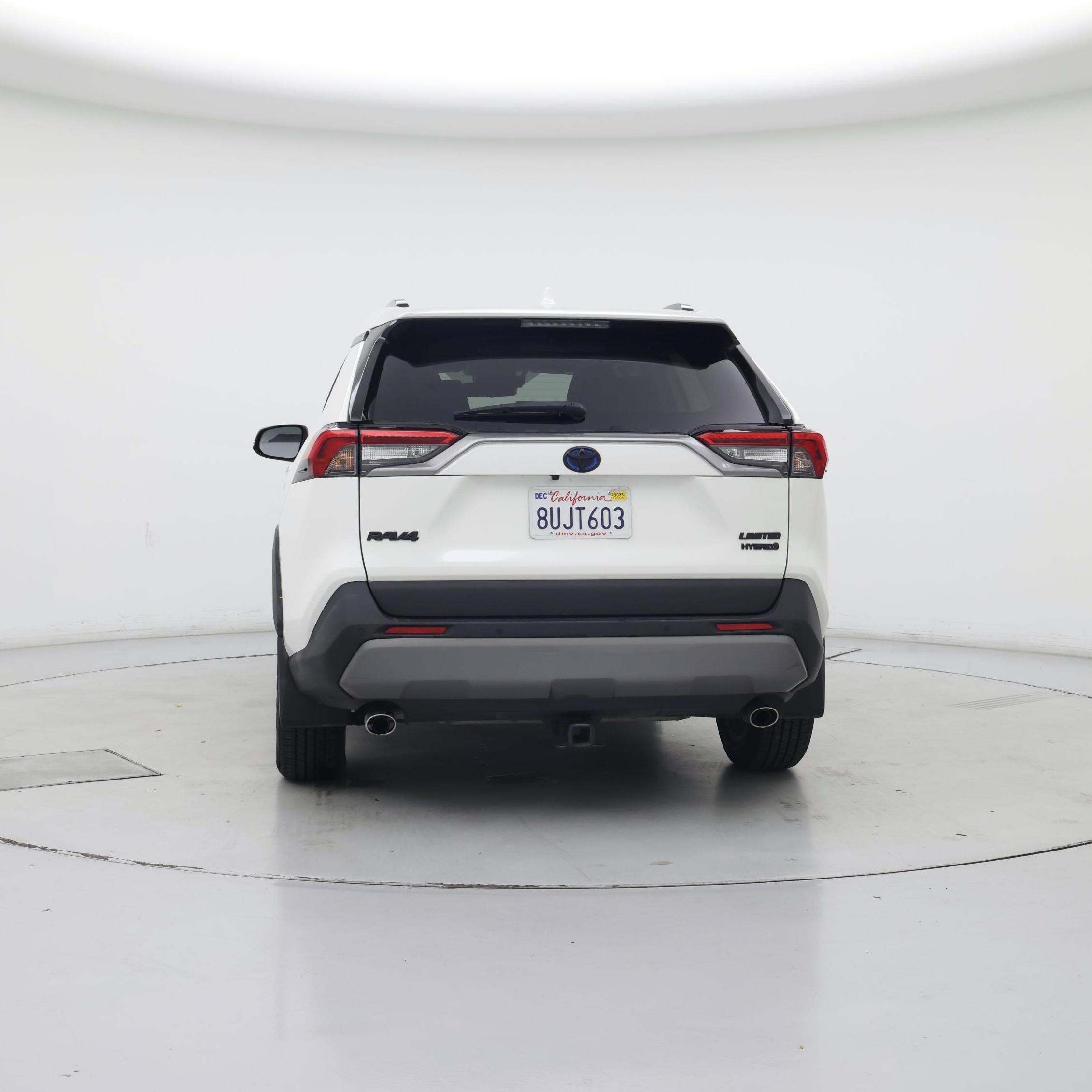 Thumbnail: 2021 Toyota RAV4 - 6