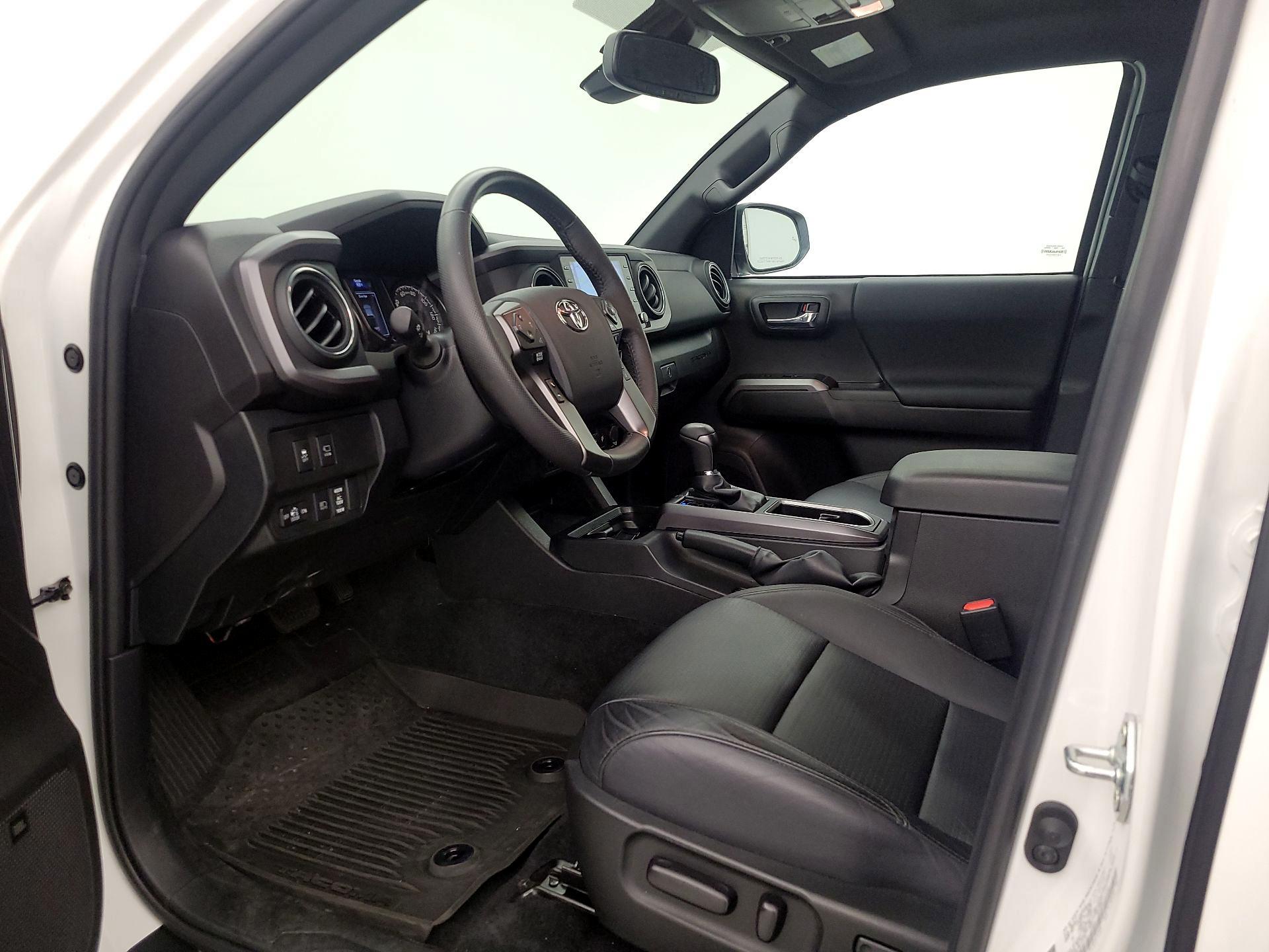 Thumbnail: 2023 Toyota Tacoma - 11