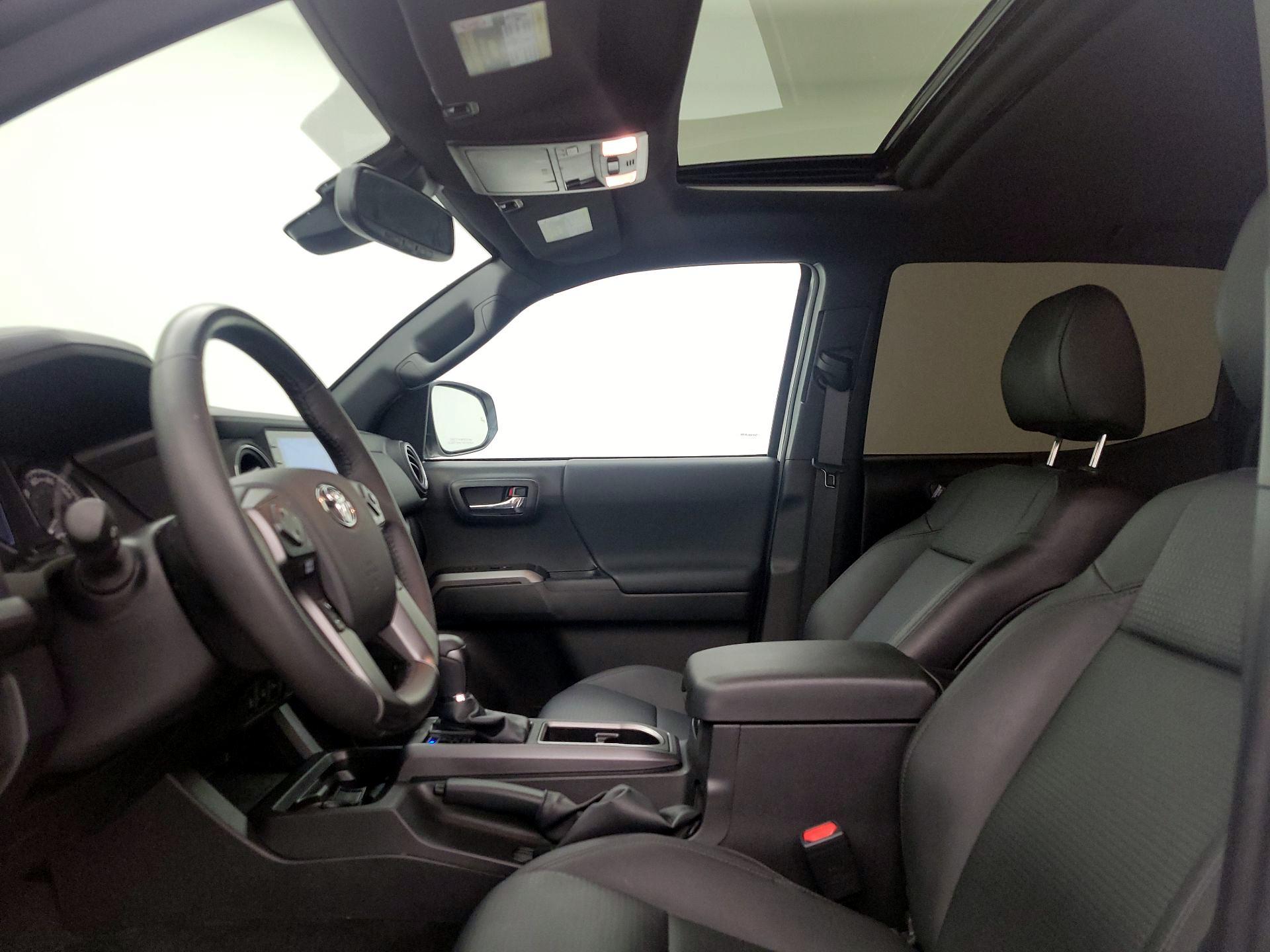 Thumbnail: 2023 Toyota Tacoma - 20