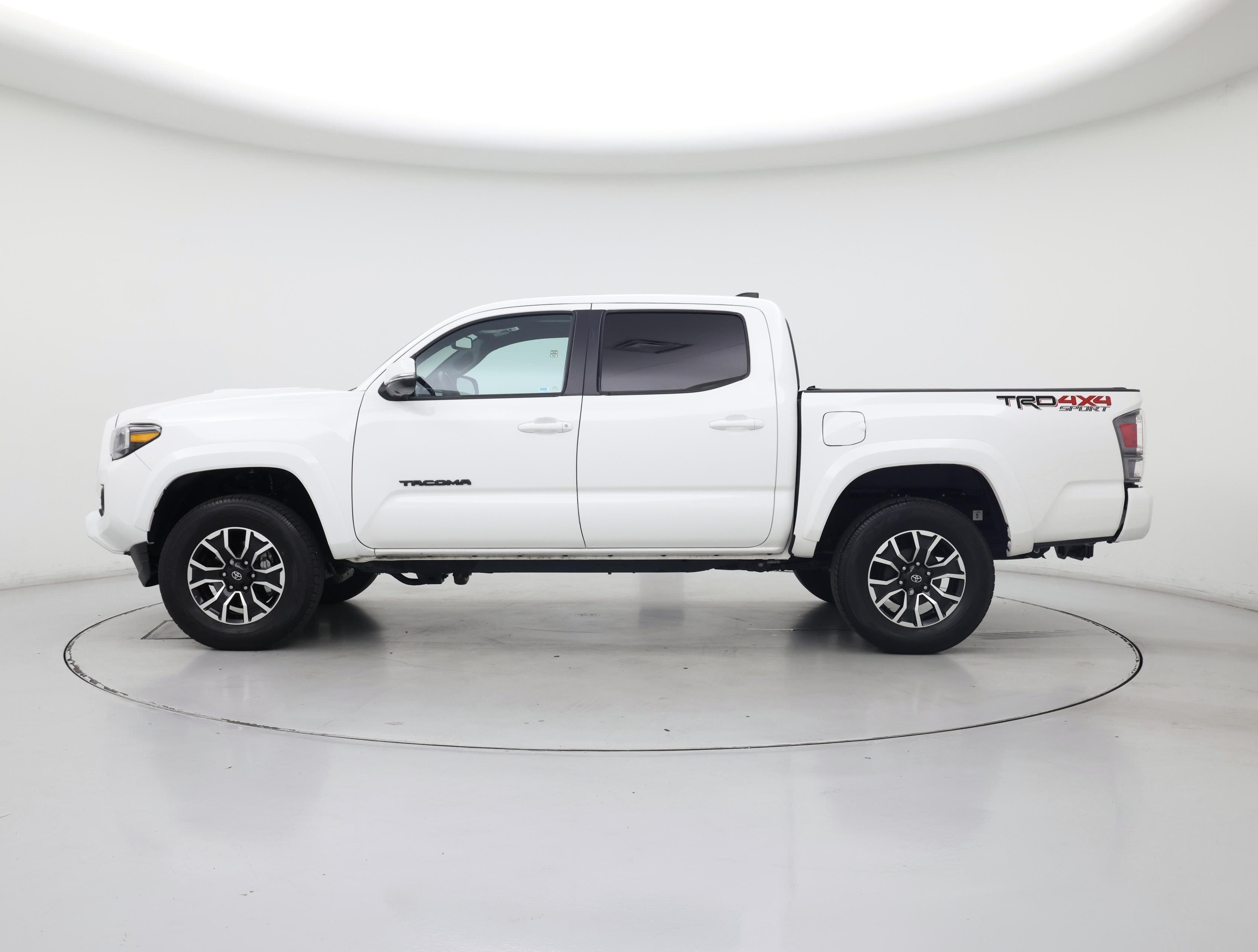 Thumbnail: 2023 Toyota Tacoma - 3