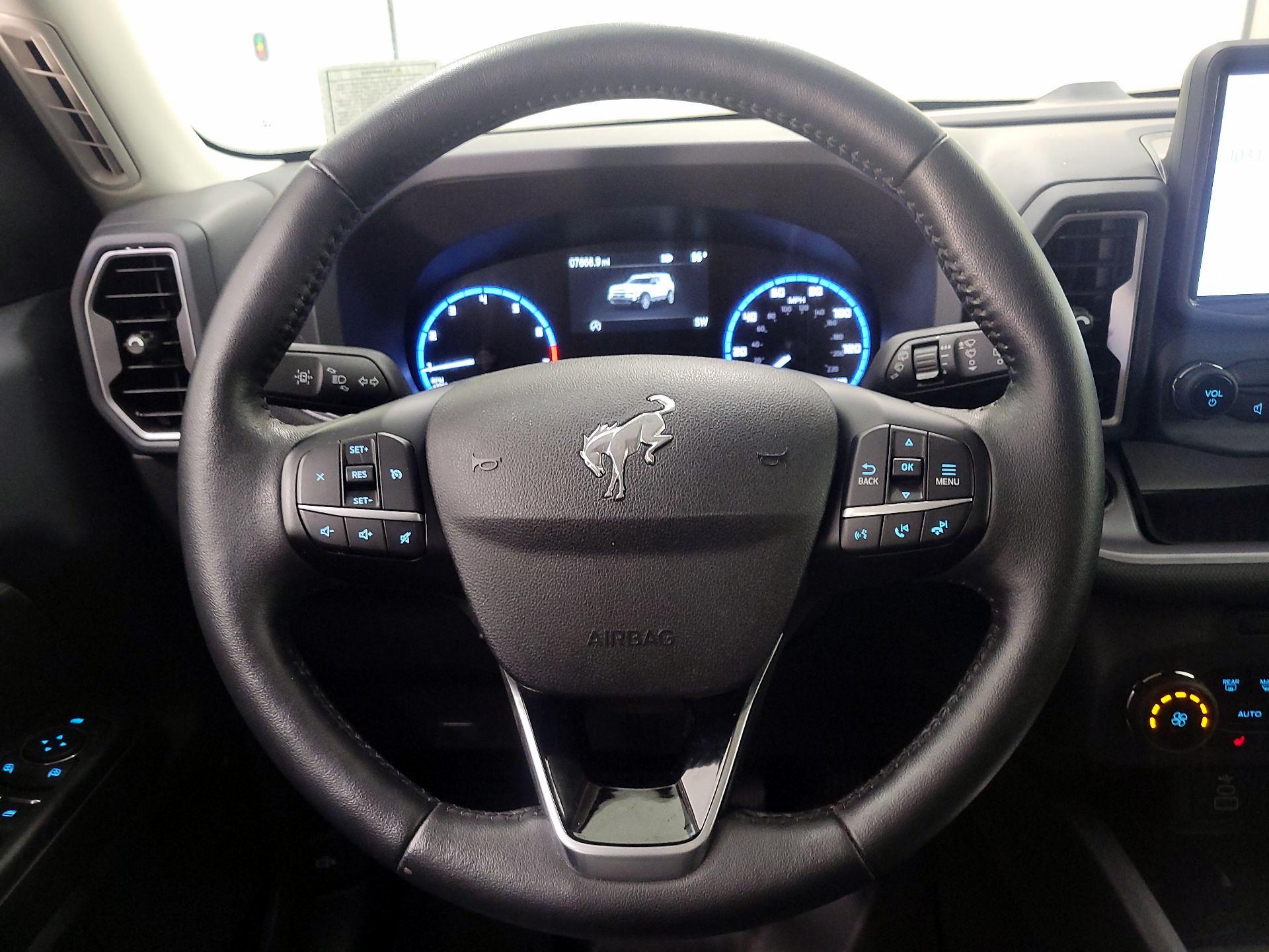 Thumbnail: 2023 Ford Bronco Sport - 10