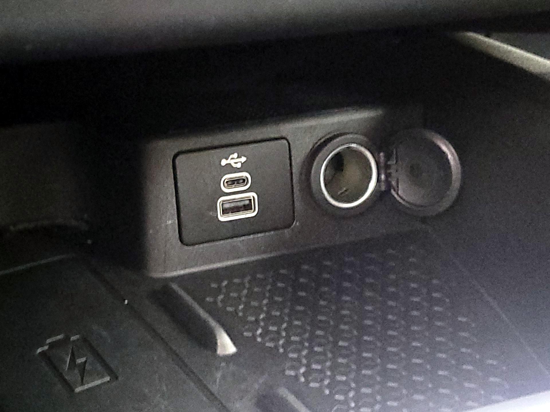 Thumbnail: 2023 Ford Bronco Sport - 18