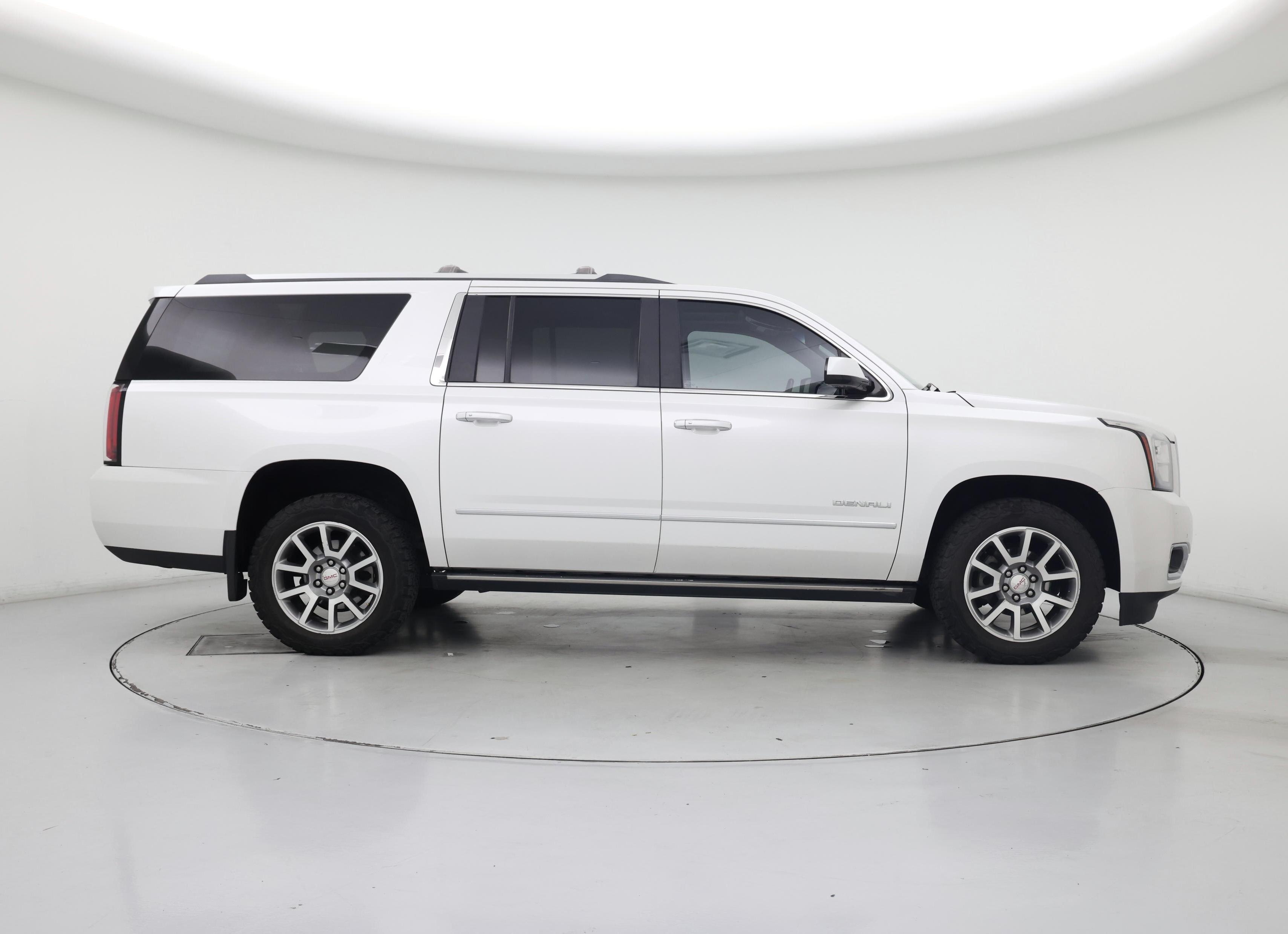 Thumbnail: 2017 GMC Yukon XL - 7