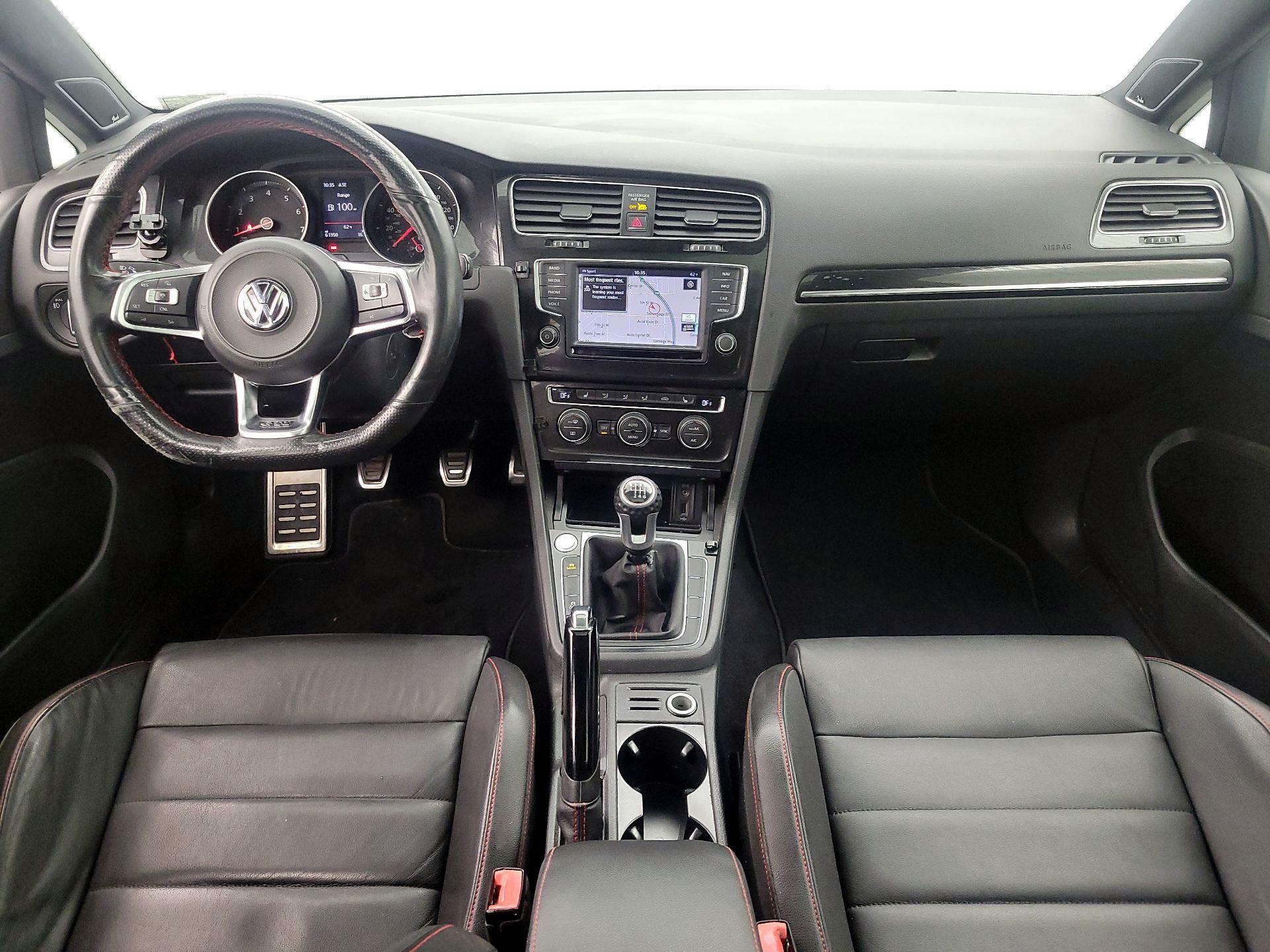 Thumbnail: 2017 Volkswagen Golf - 9