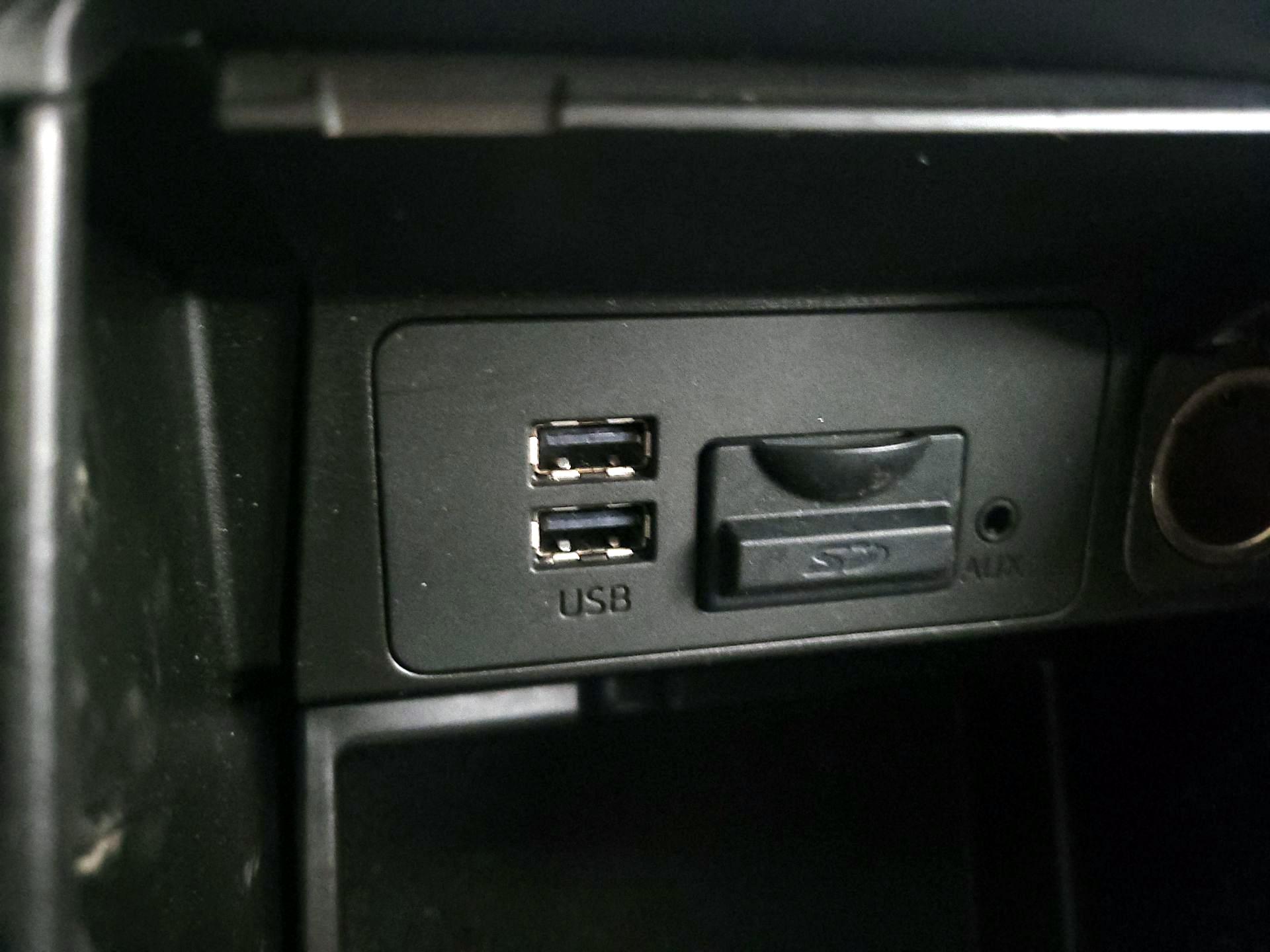 Thumbnail: 2015 Mazda Mazda3 - 19