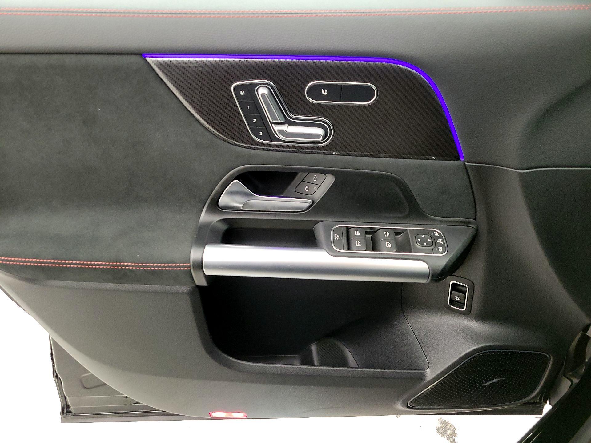 Thumbnail: 2023 Mercedes-Benz GLA - 12