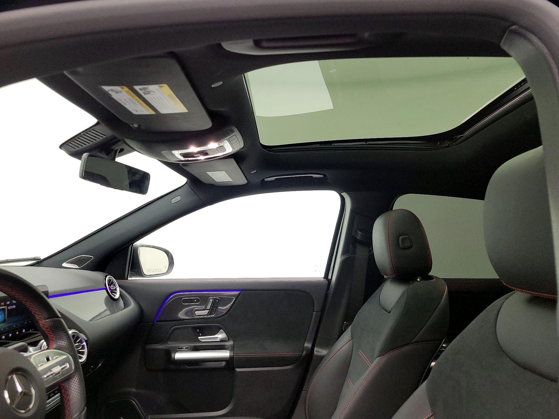 Thumbnail: 2023 Mercedes-Benz GLA - 19