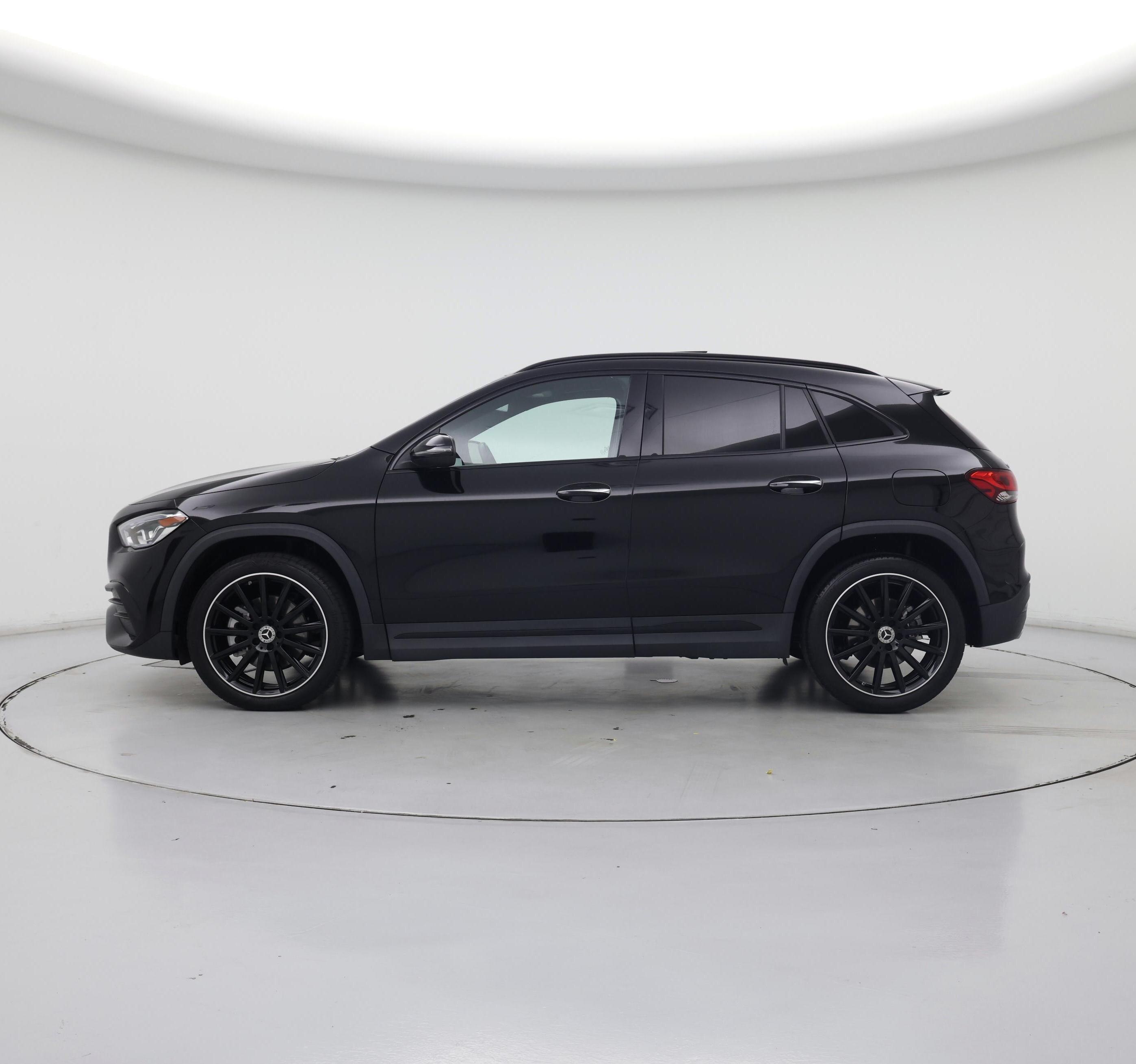 Thumbnail: 2023 Mercedes-Benz GLA - 3