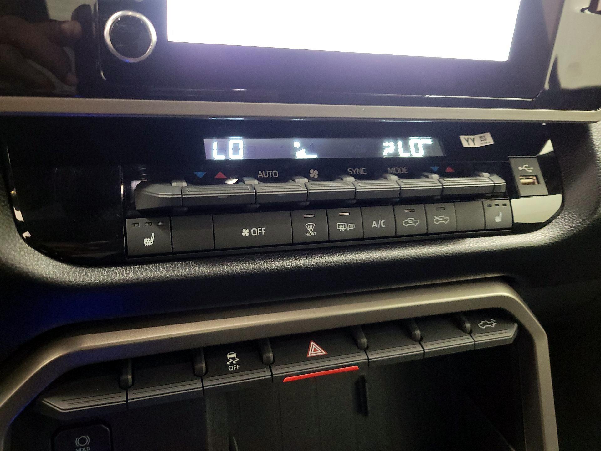 Thumbnail: 2025 Toyota Tundra - 16