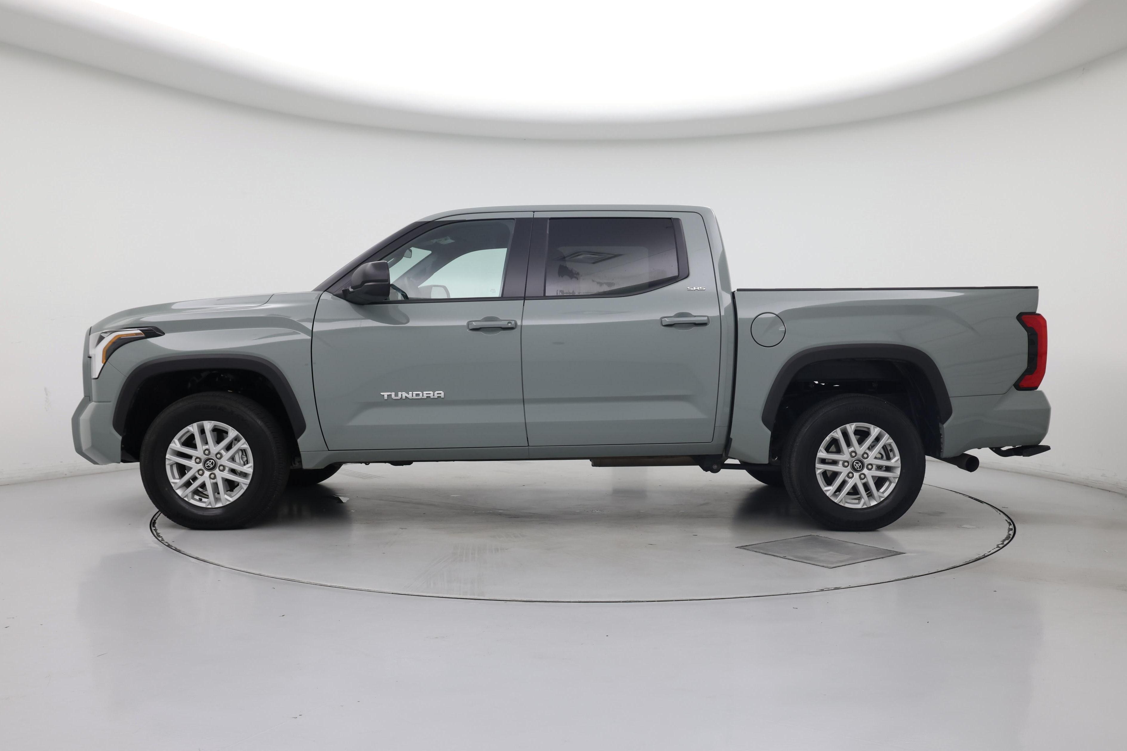 Thumbnail: 2025 Toyota Tundra - 3