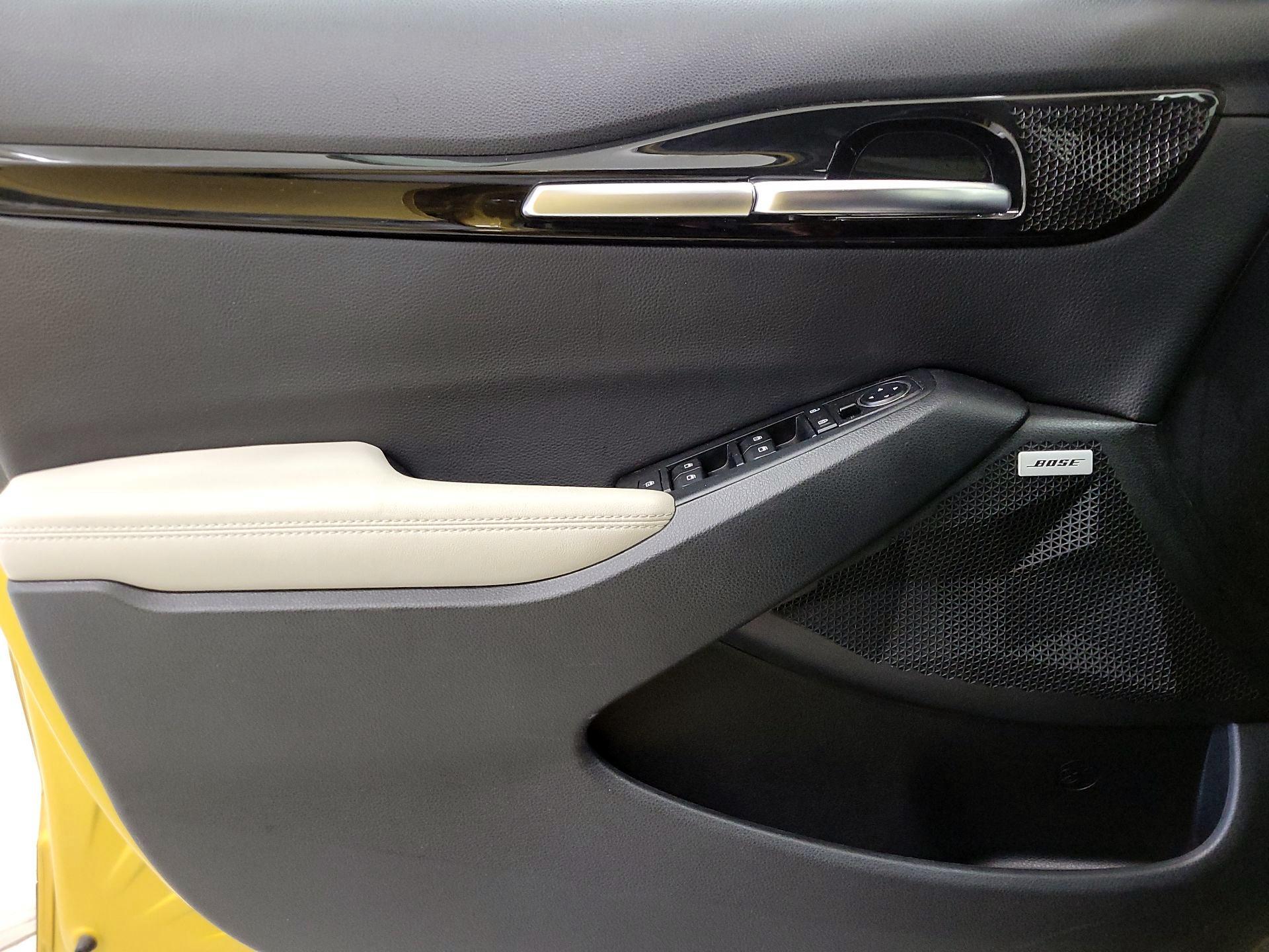 Thumbnail: 2022 Kia Seltos - 12