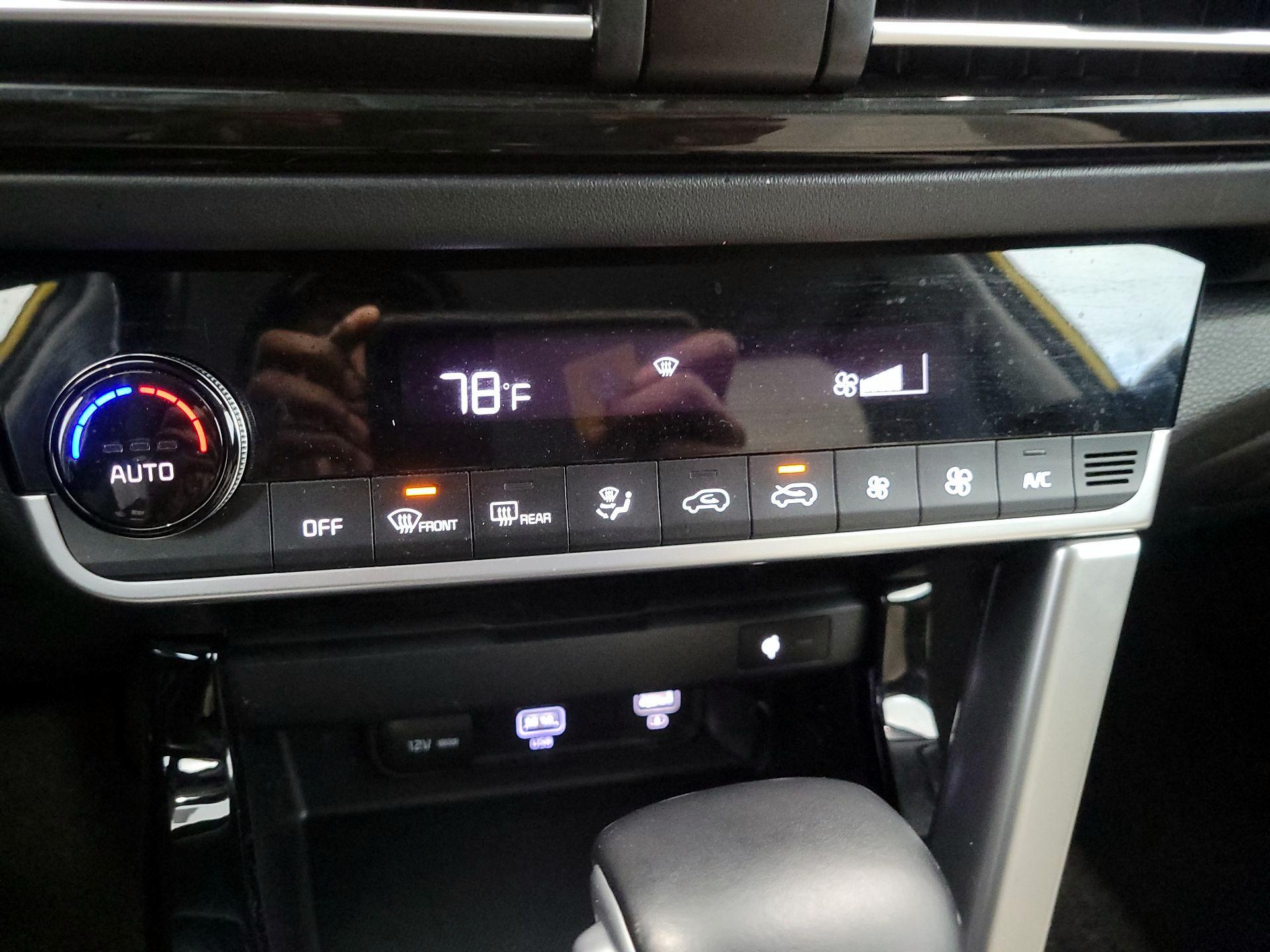 Thumbnail: 2022 Kia Seltos - 16