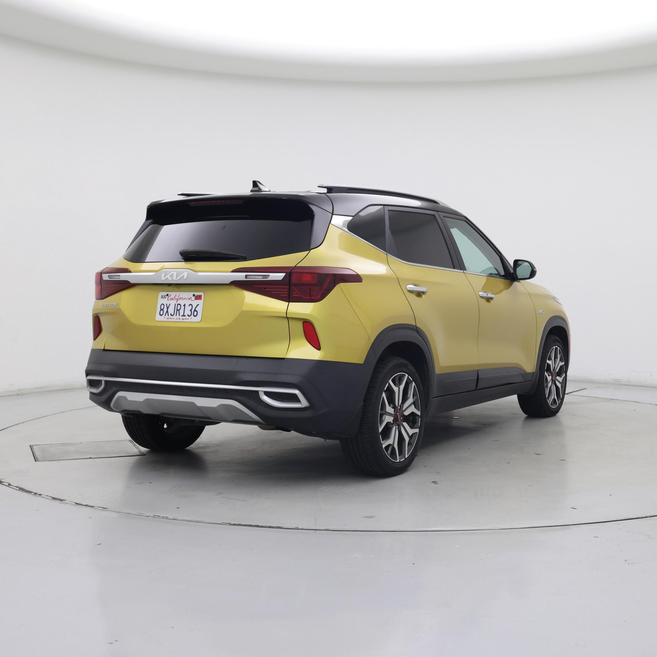 Thumbnail: 2022 Kia Seltos - 8