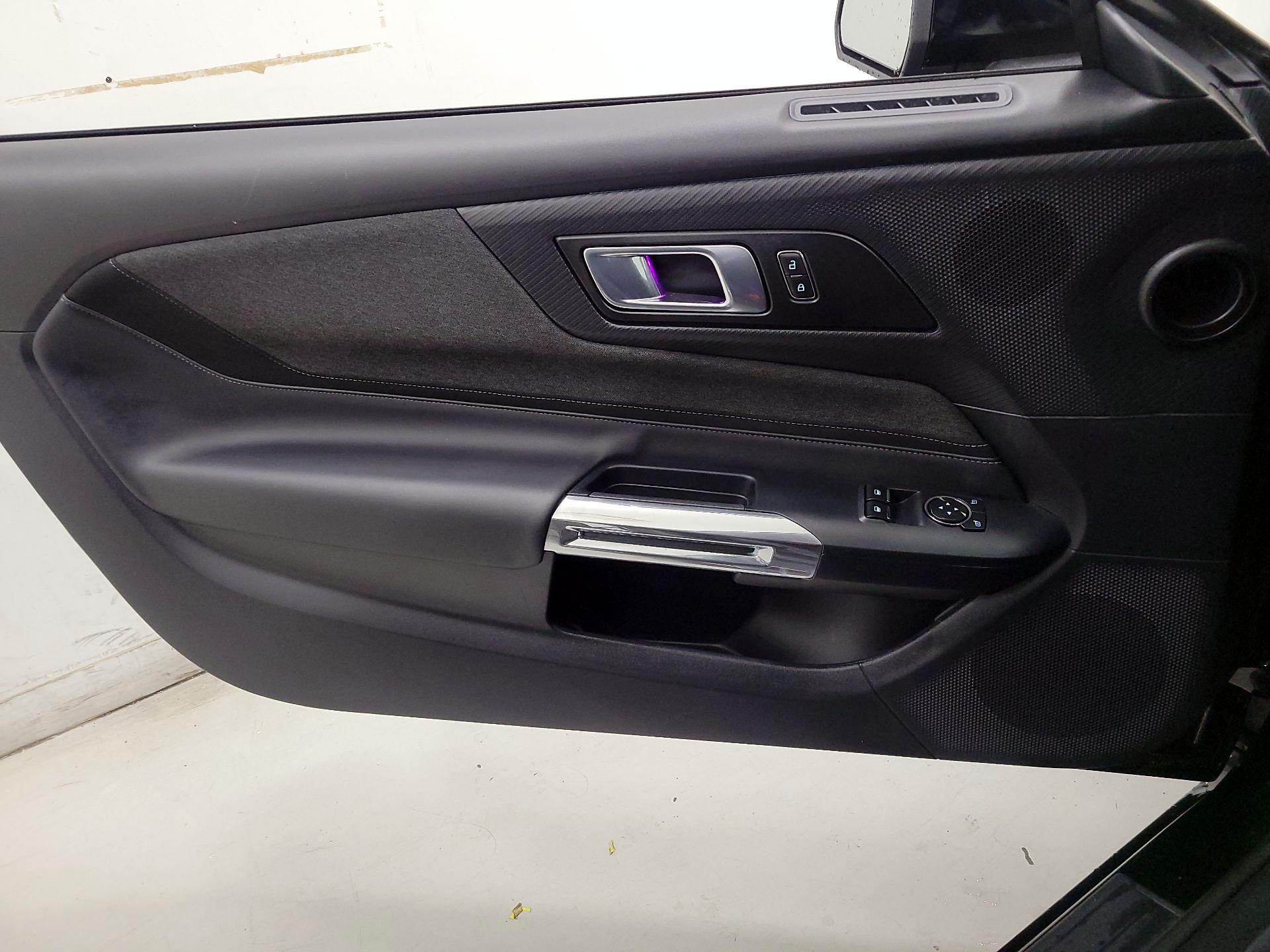 Thumbnail: 2025 Ford Mustang - 12