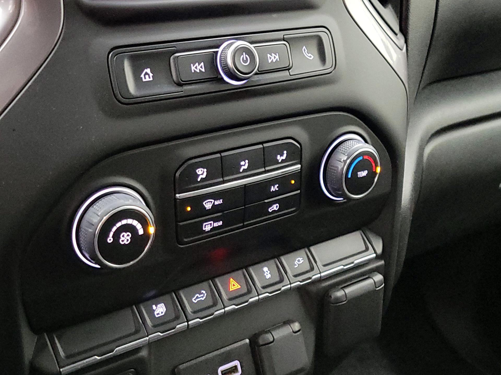 Thumbnail: 2022 Chevrolet Silverado 2500 - 16