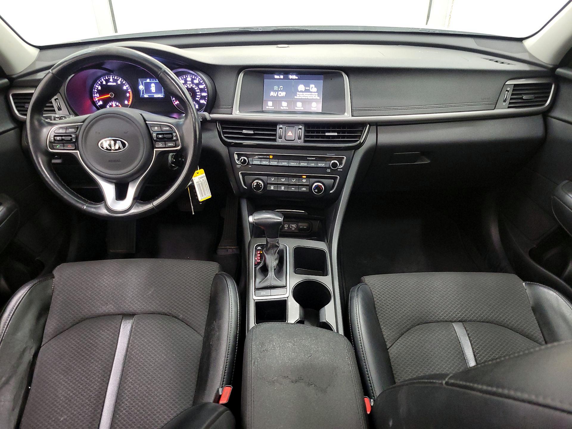 Thumbnail: 2018 Kia Optima - 9