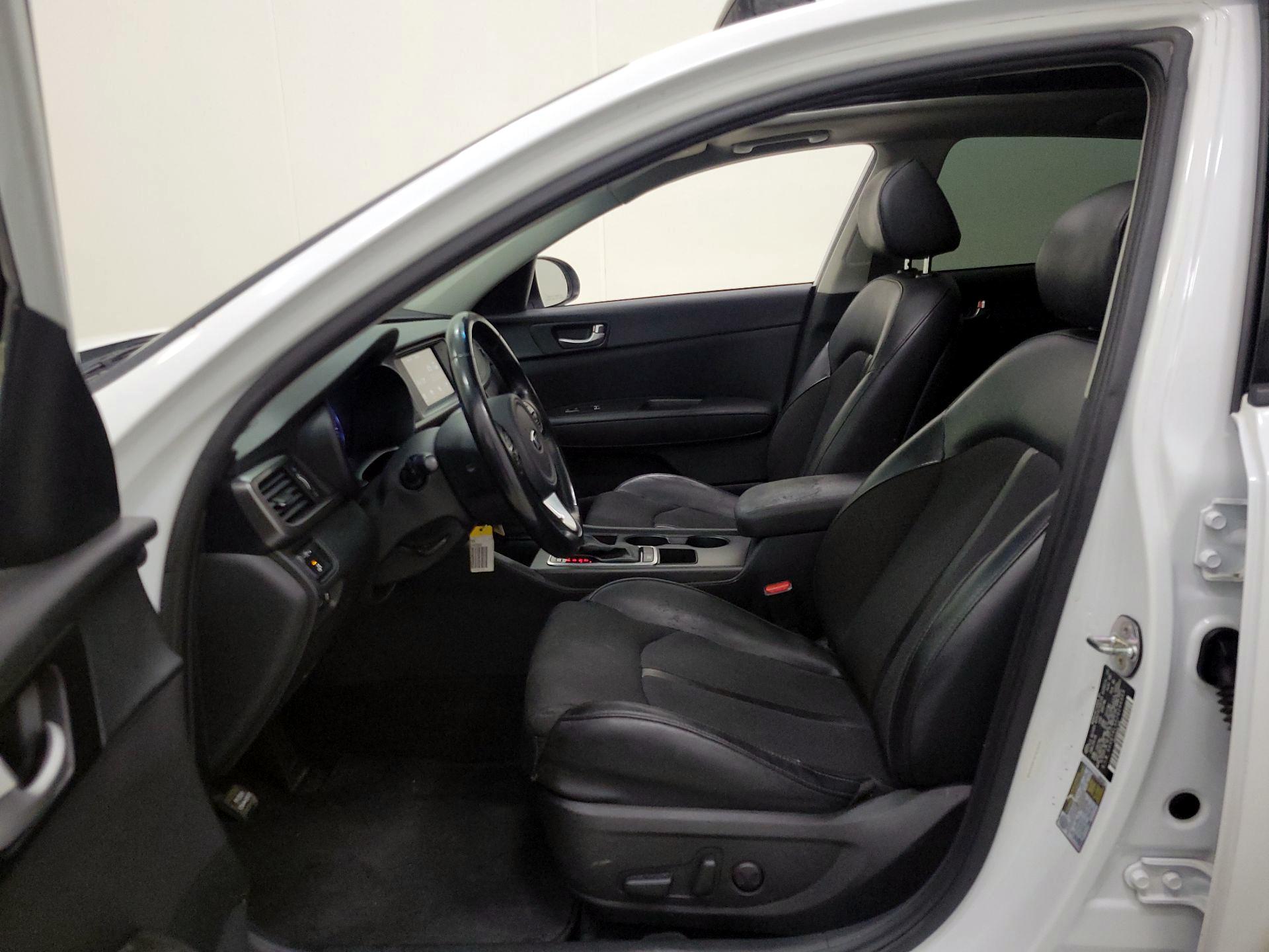 Thumbnail: 2018 Kia Optima - 11