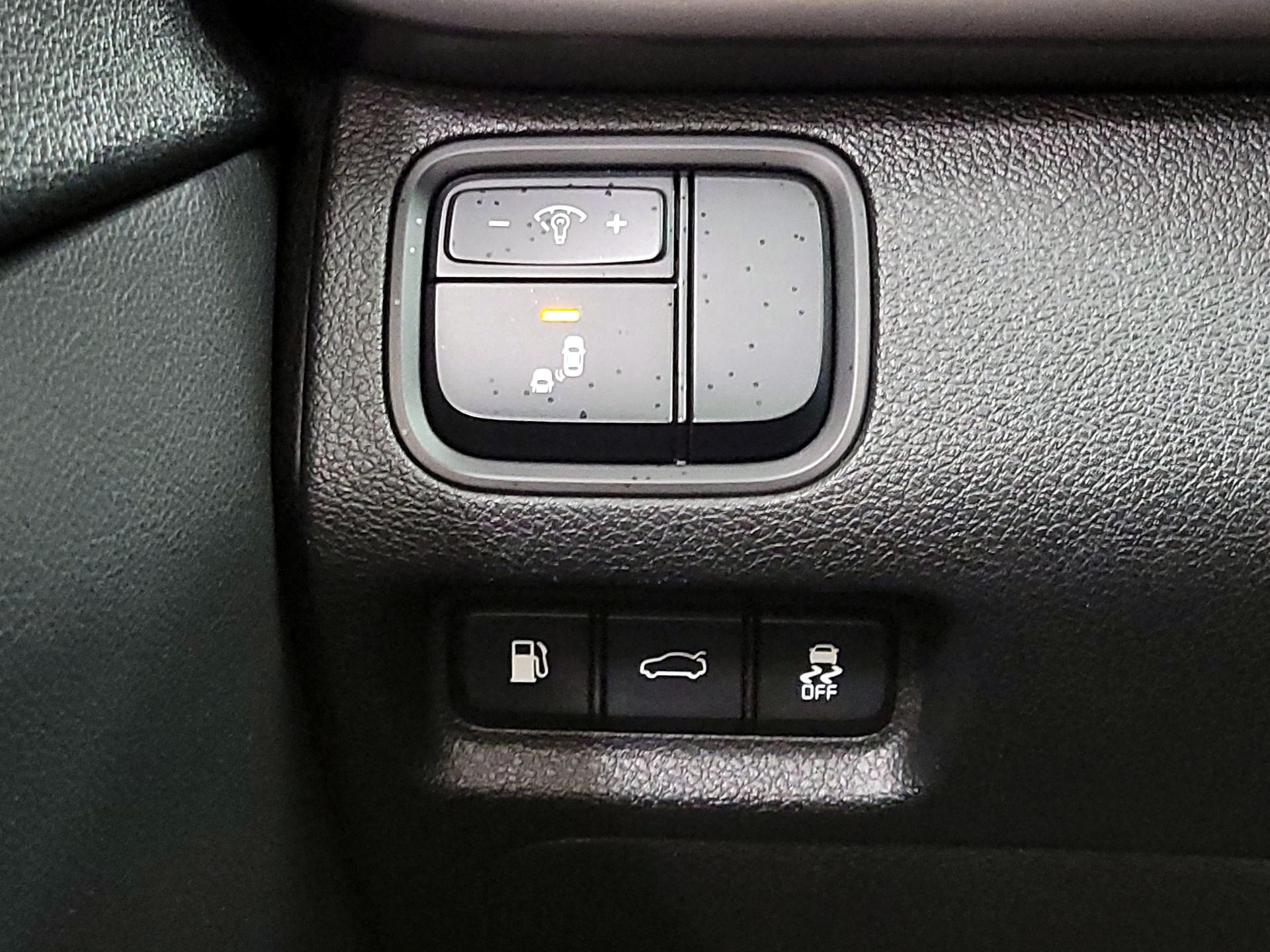 Thumbnail: 2018 Kia Optima - 13