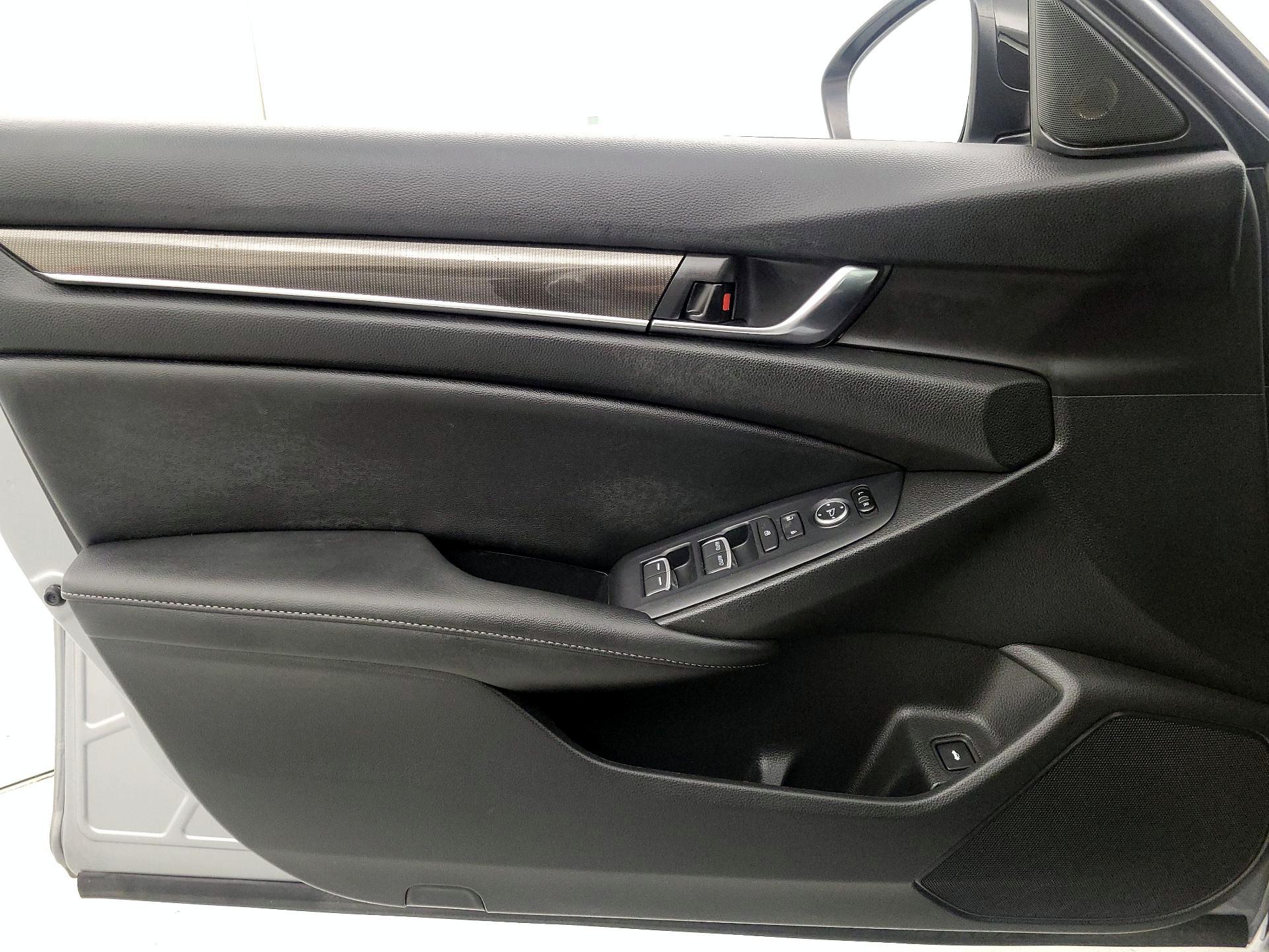 Thumbnail: 2021 Honda Accord - 12