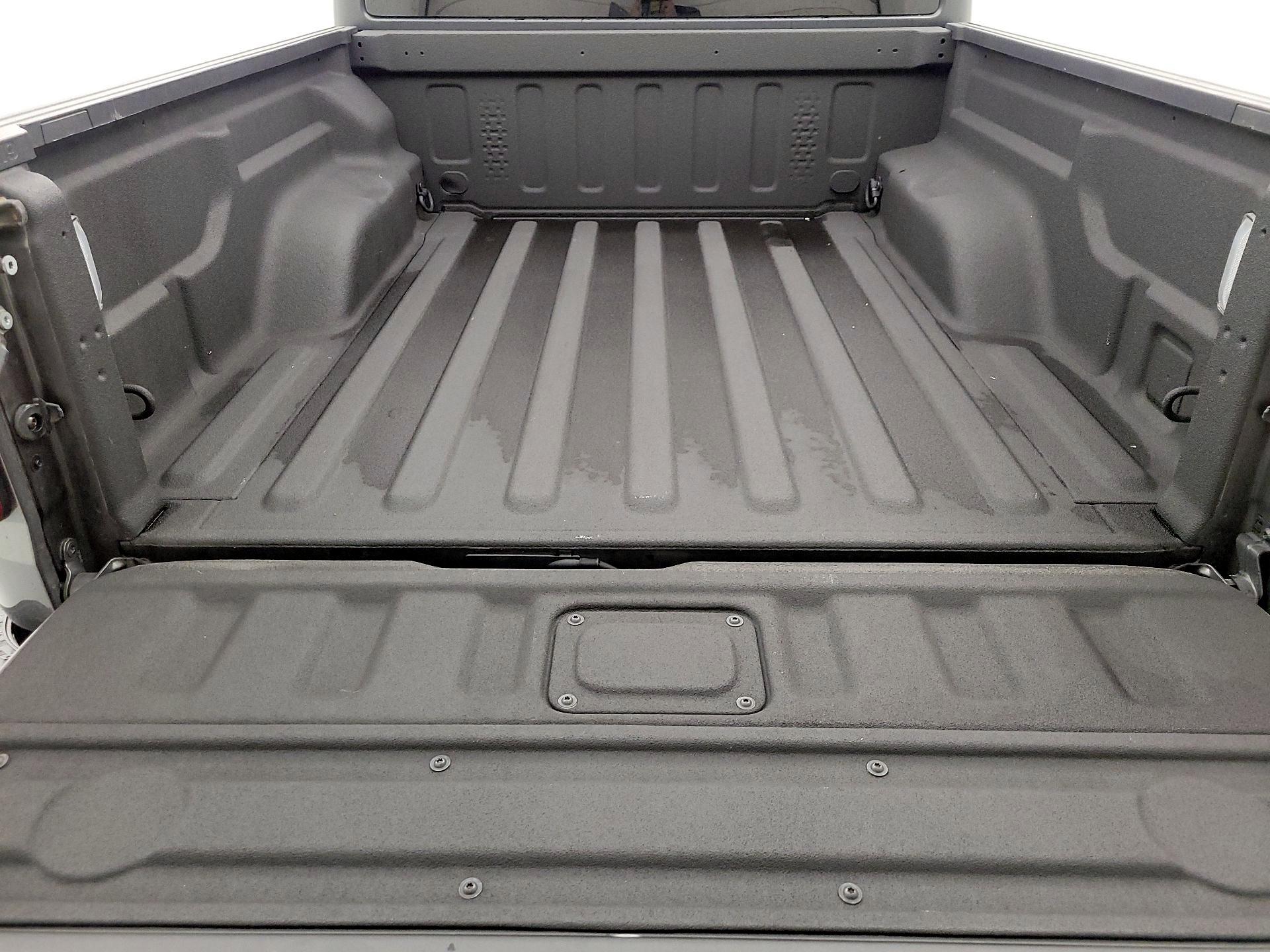 Thumbnail: 2021 Jeep Gladiator - 20