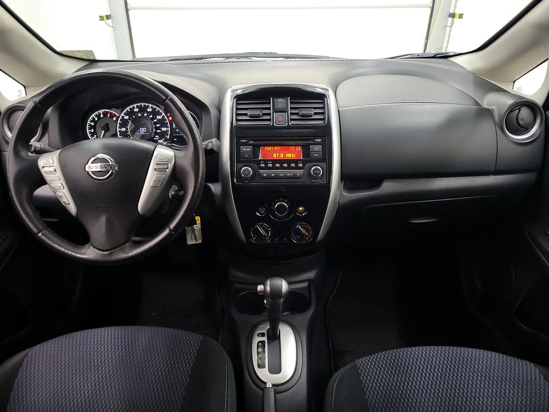 Thumbnail: 2015 Nissan Versa Note - 9