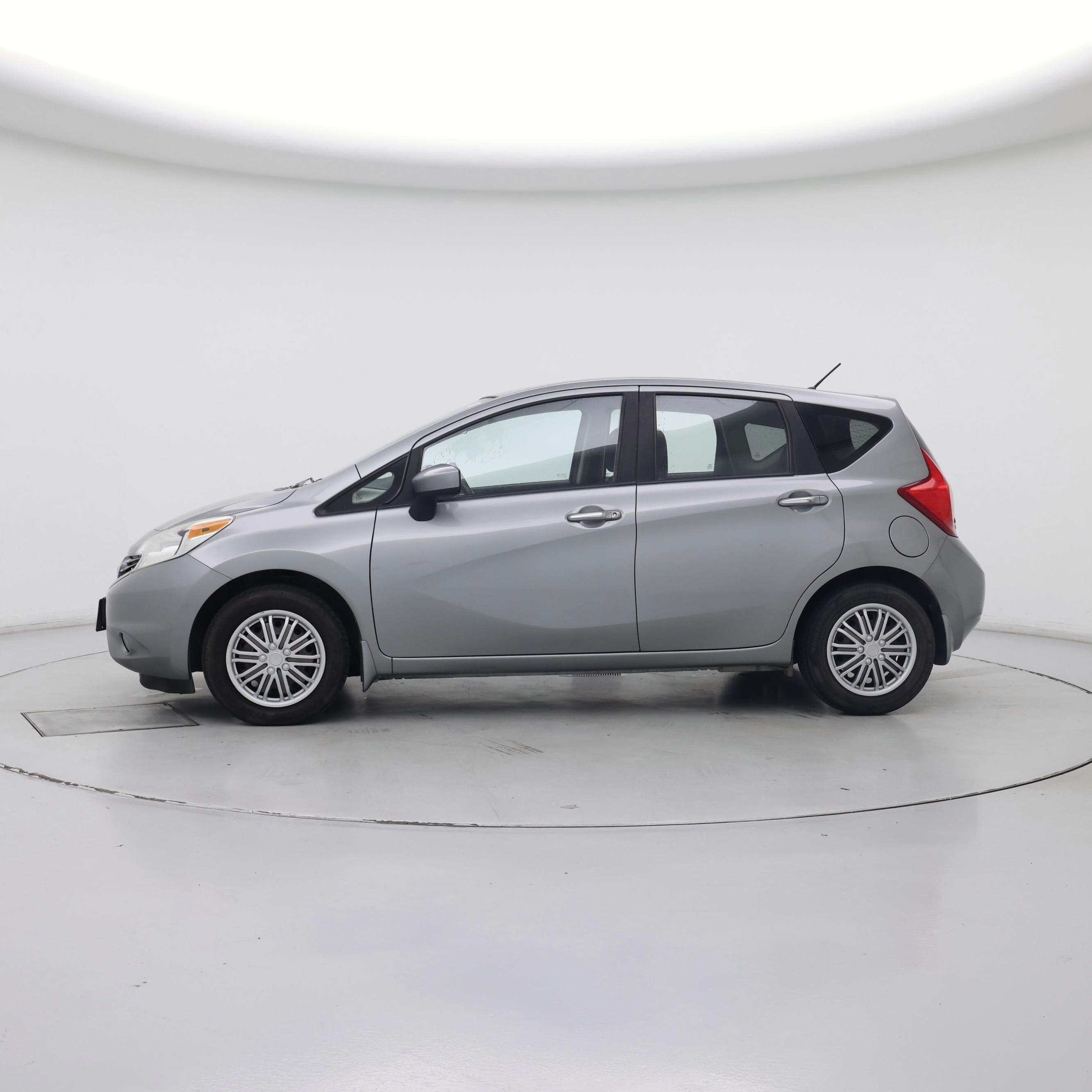 Thumbnail: 2015 Nissan Versa Note - 3