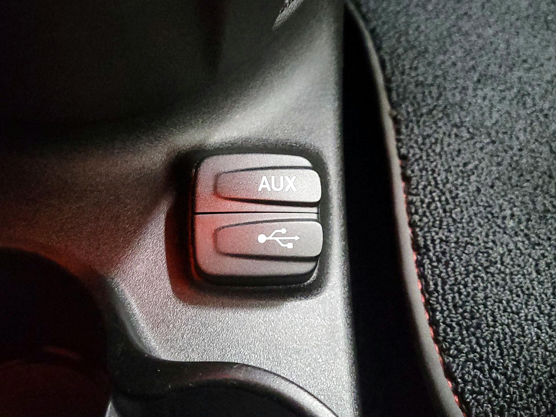 Thumbnail: 2016 Fiat 500 - 17