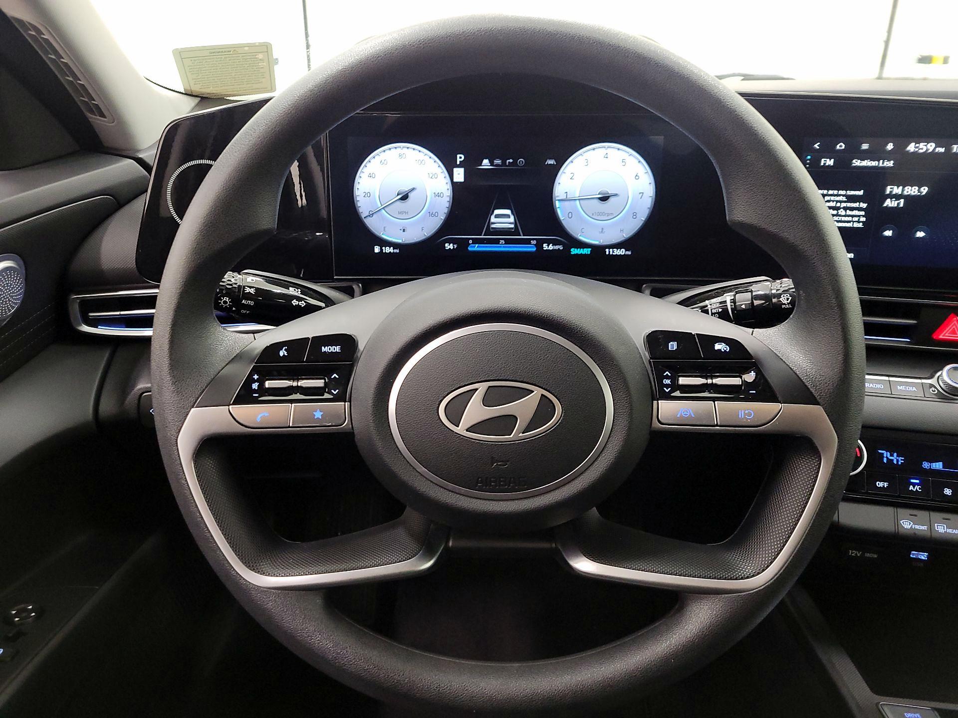 Thumbnail: 2024 Hyundai Elantra - 10