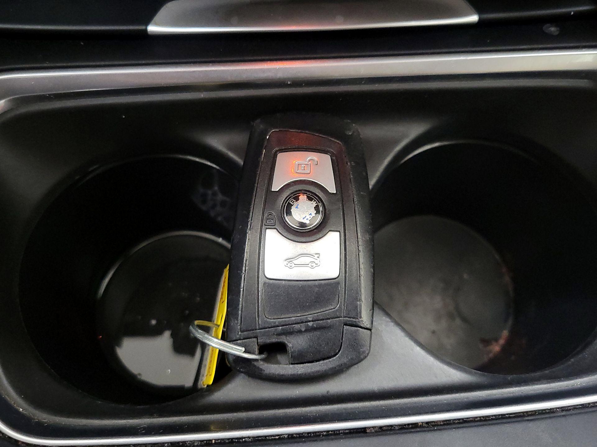 Thumbnail: 2015 BMW 3 Series - 20