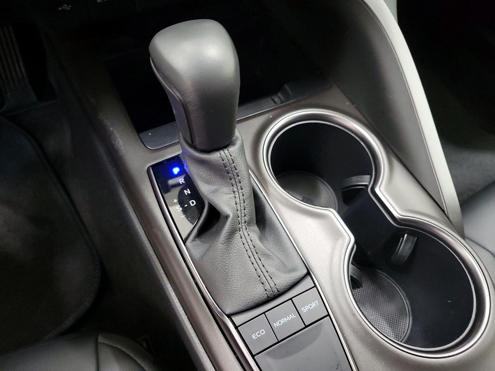 Thumbnail: 2024 Toyota Camry - 17