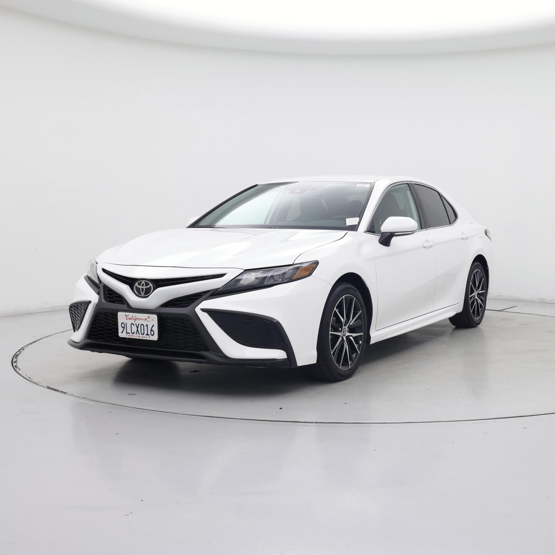 Thumbnail: 2024 Toyota Camry - 4