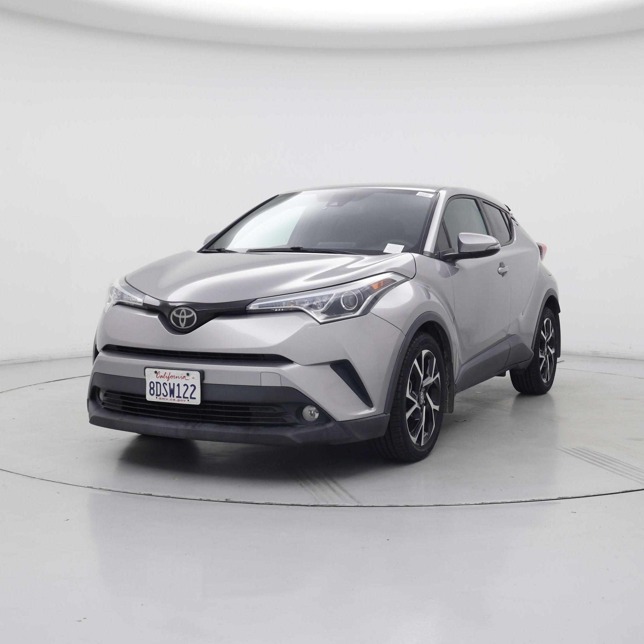 Thumbnail: 2018 Toyota C-HR - 4